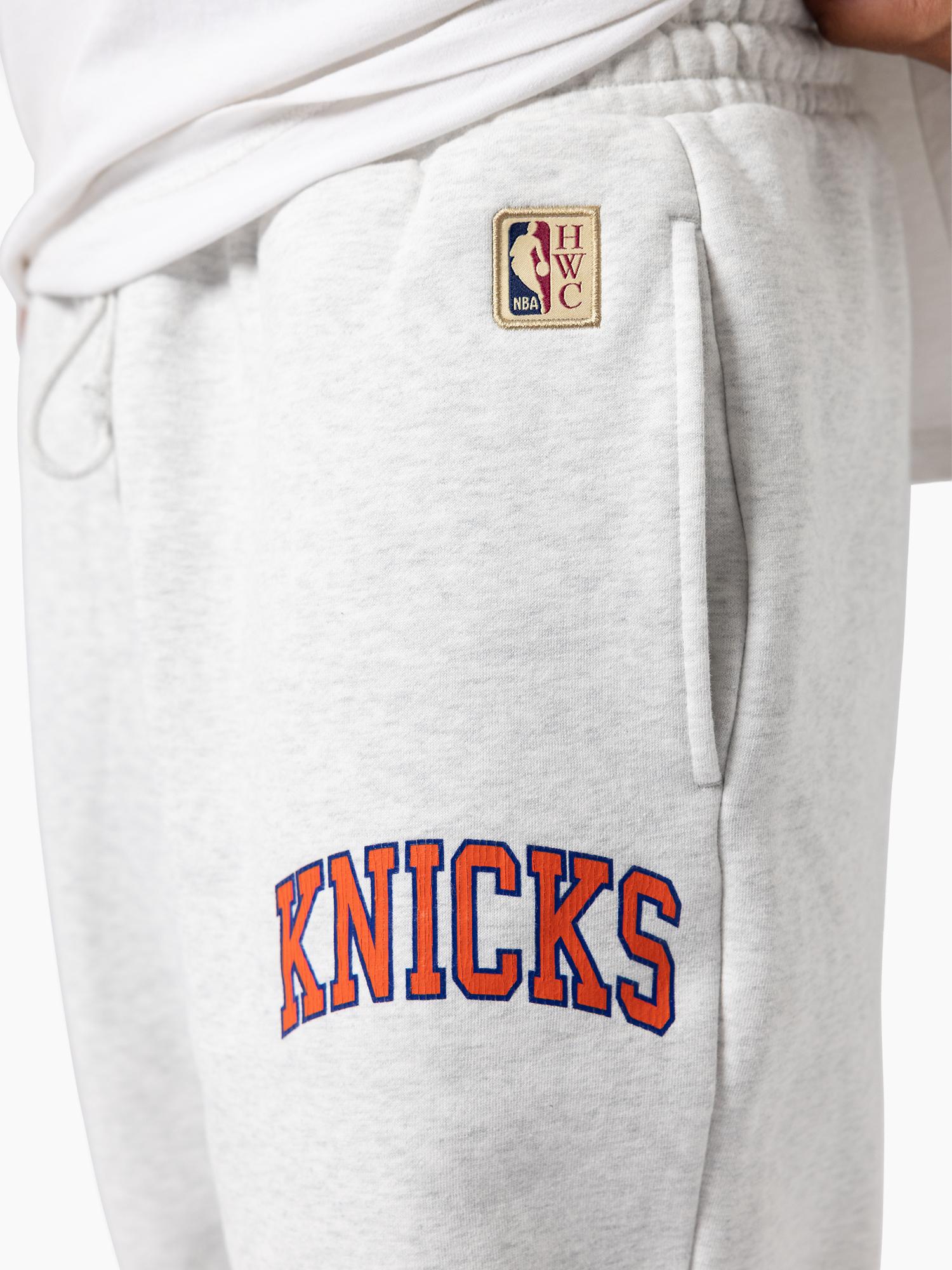 New York Knicks Arch Sweatpants - Image 2