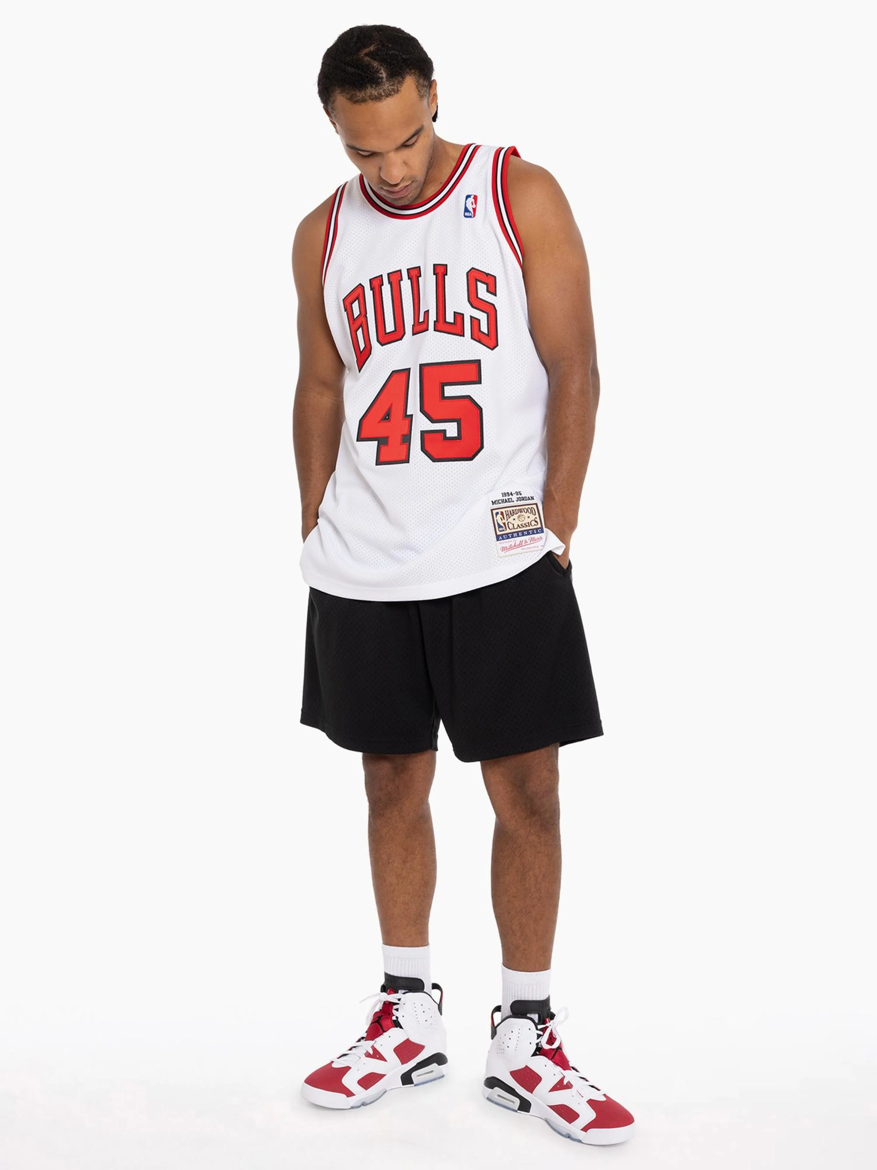 Michael Jordan 1994-95 Chicago Bulls Home Authentic Jersey - Image 3