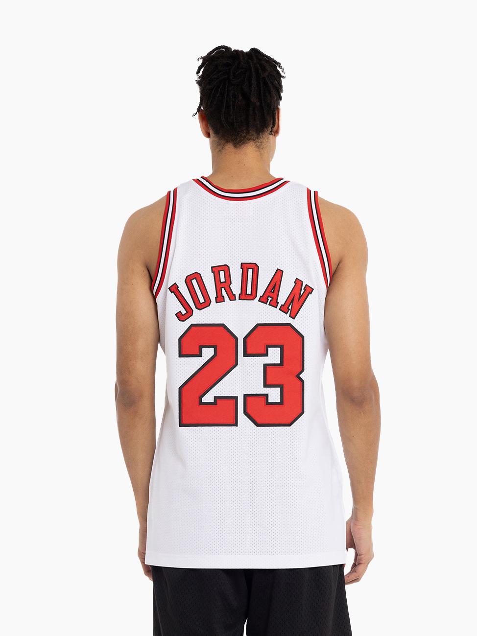 Michael Jordan 1997-98 Chicago Bulls Finals Home Authentic Jersey - Image 2