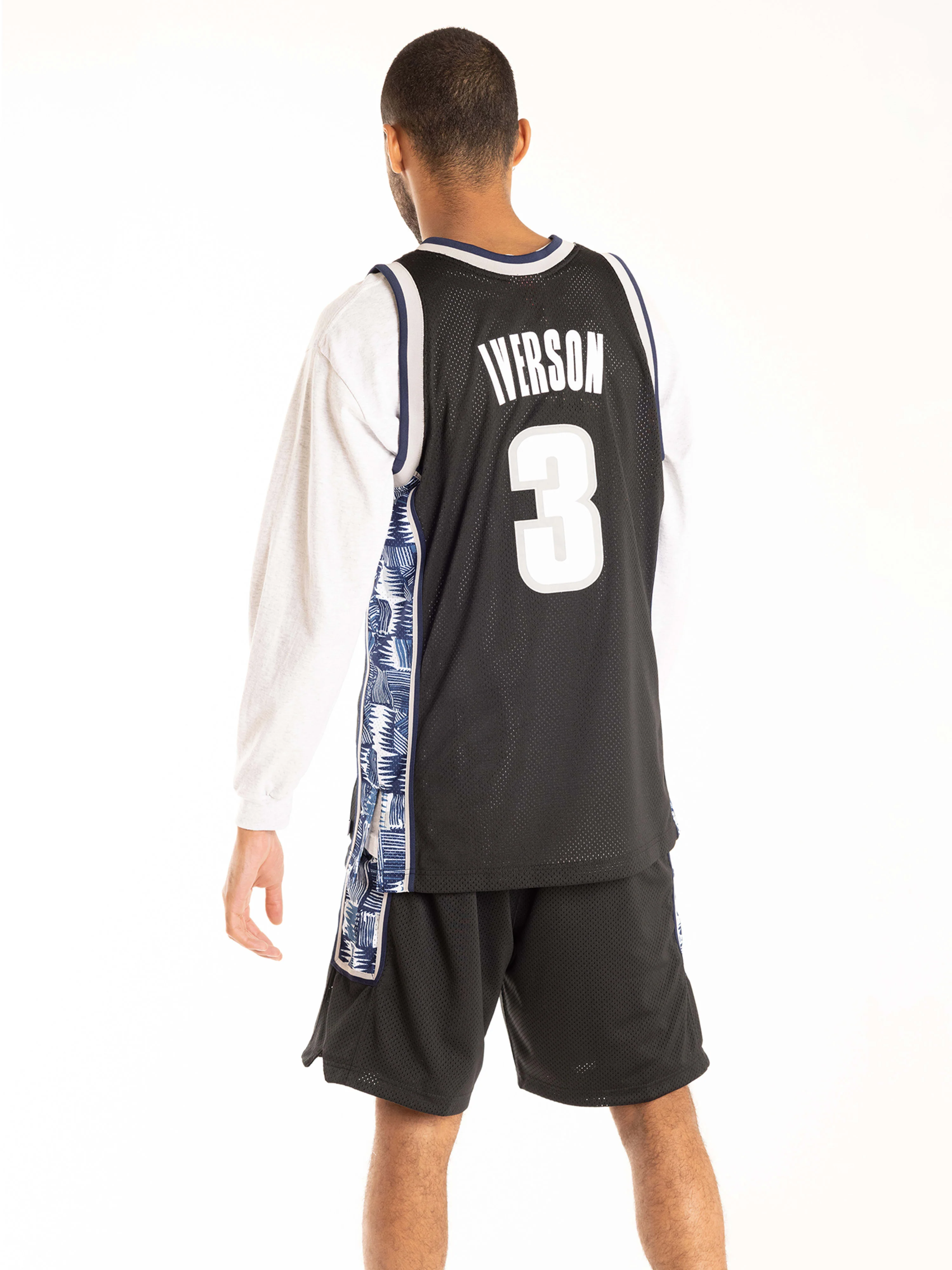 Allen Iverson 1995-96 Georgetown University Authentic Jersey - Image 3