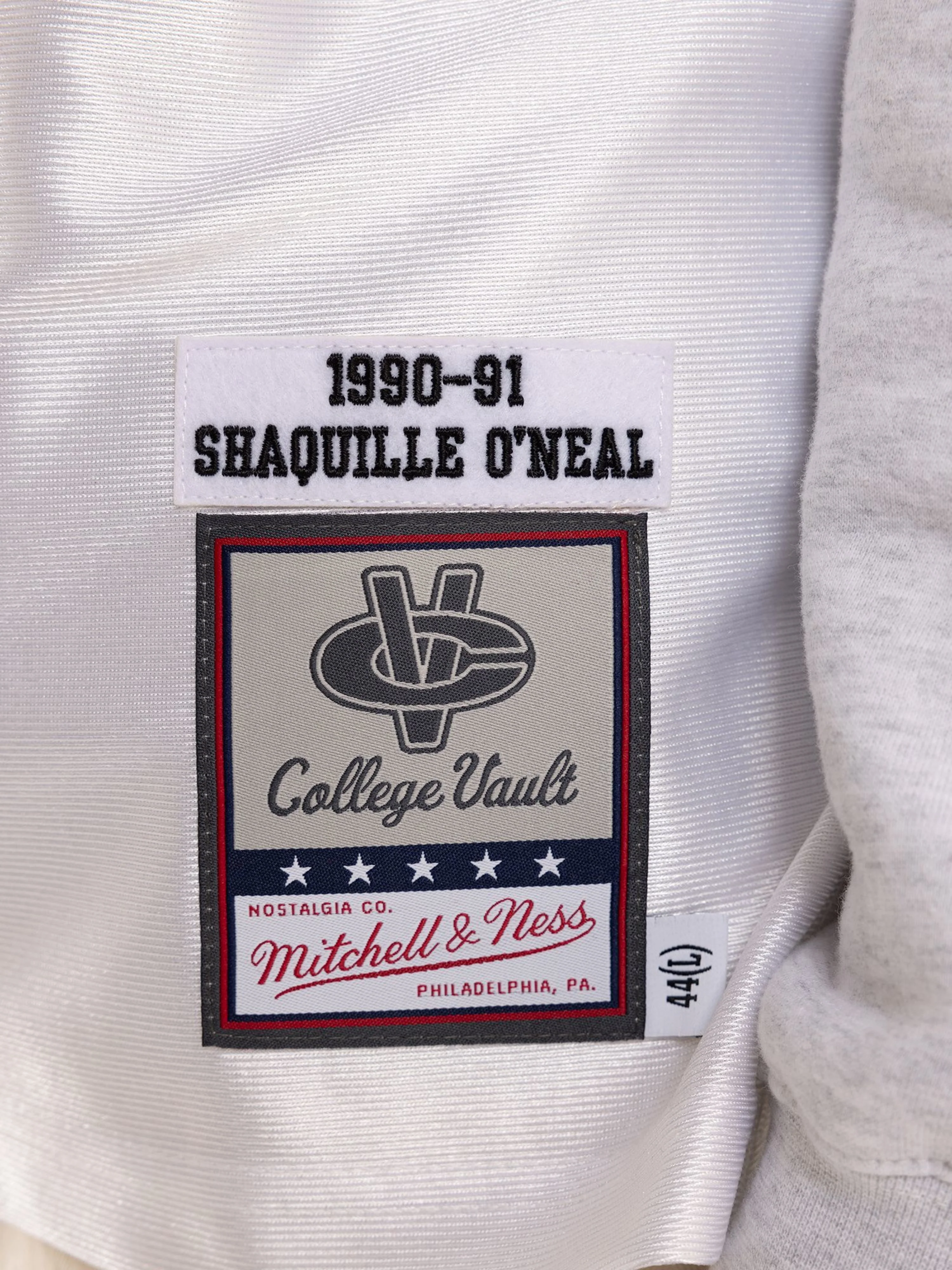 Shaquille O'Neal 1990-91 Louisiana State University Authentic Jersey - Image 4