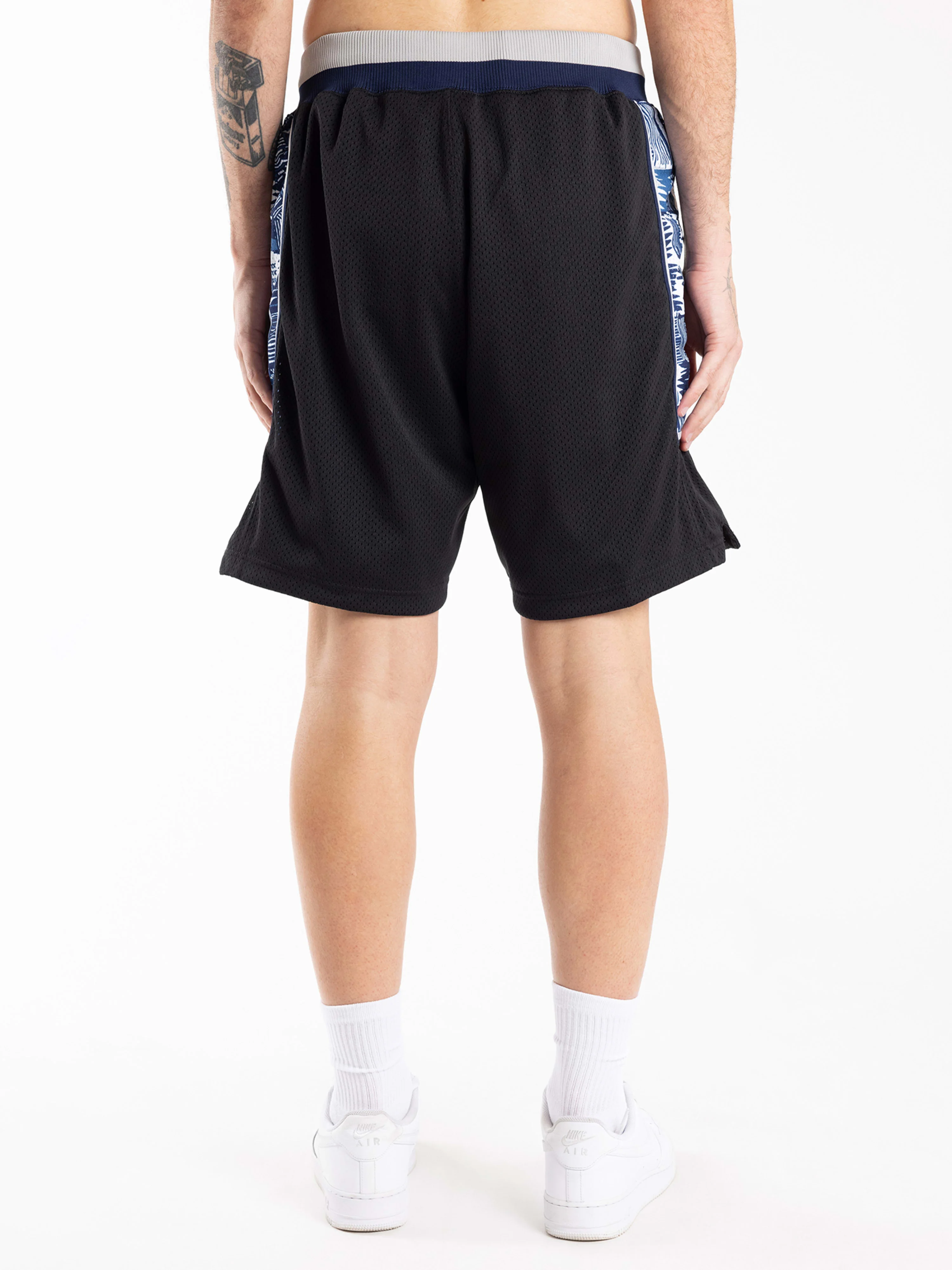 Georgetown University 1995-96 Authentic Shorts - Image 2