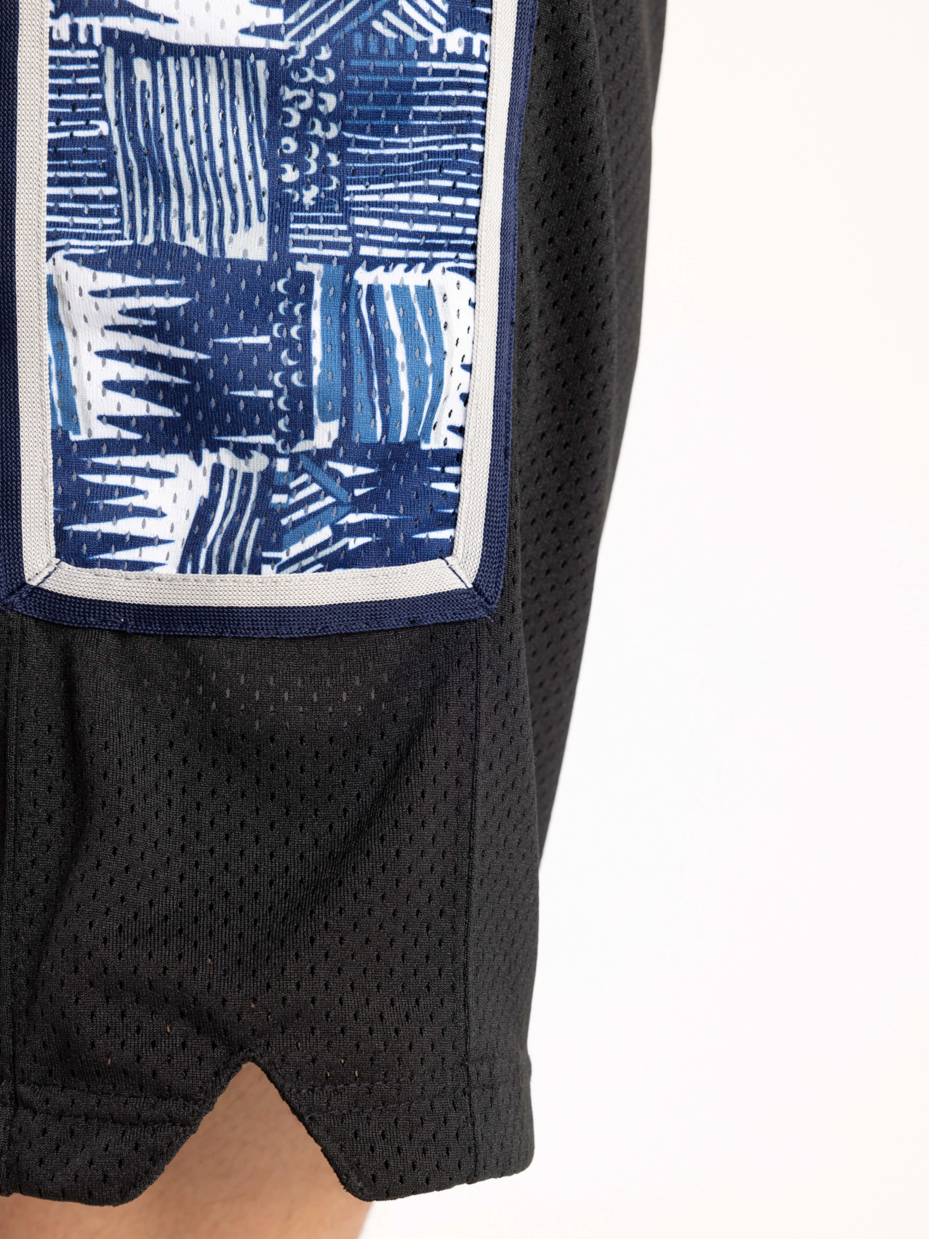 Georgetown University 1995-96 Authentic Shorts - Image 3