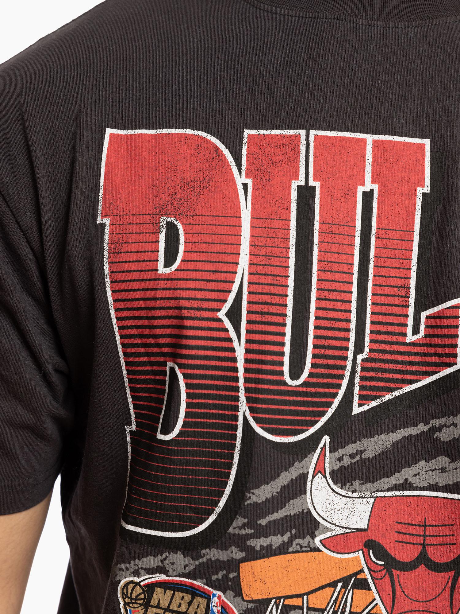 Chicaog Bulls Basket Tee - Image 4