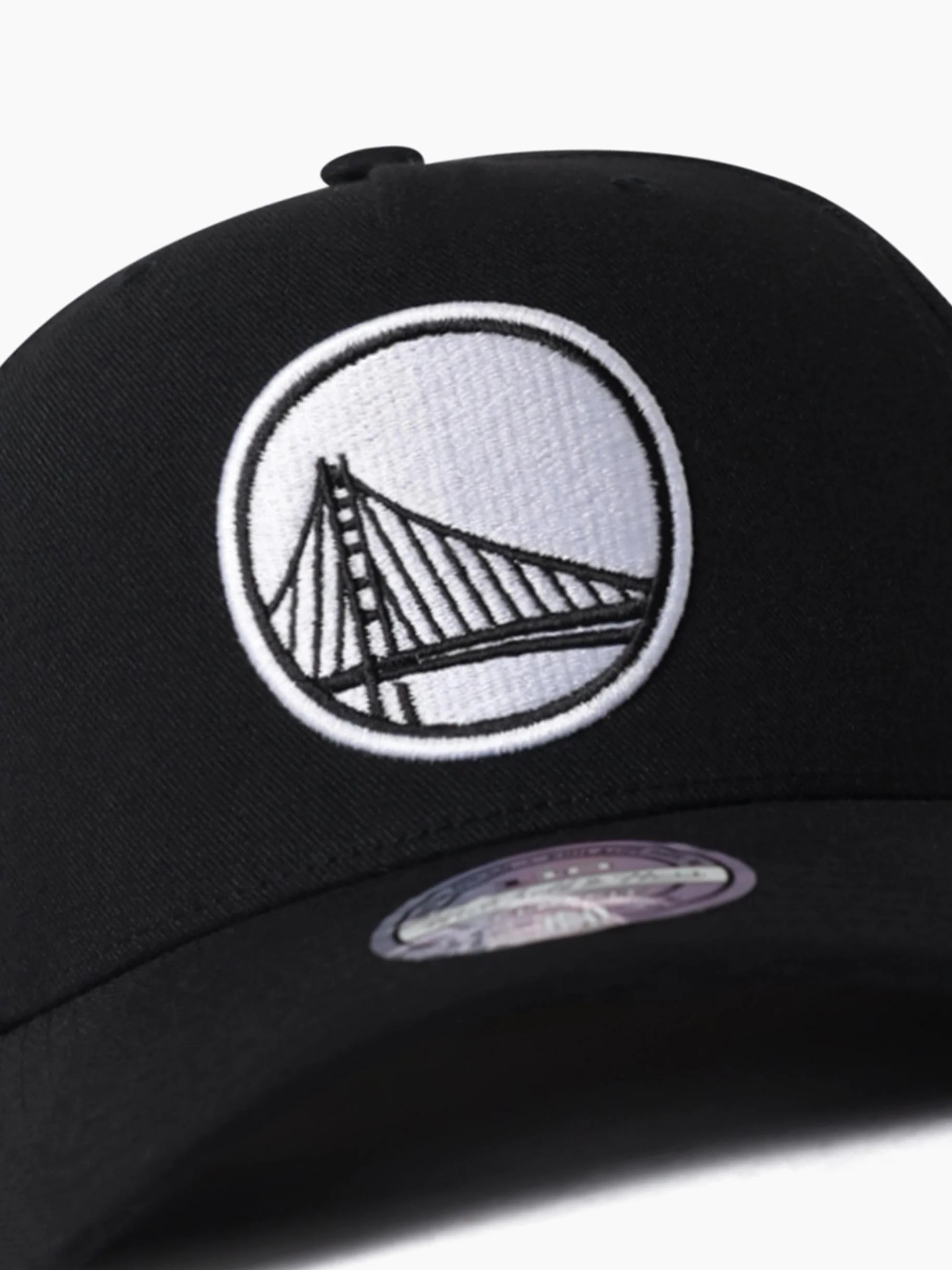 Golden State Warriors Black & White Flex 110 Snapback - Image 4