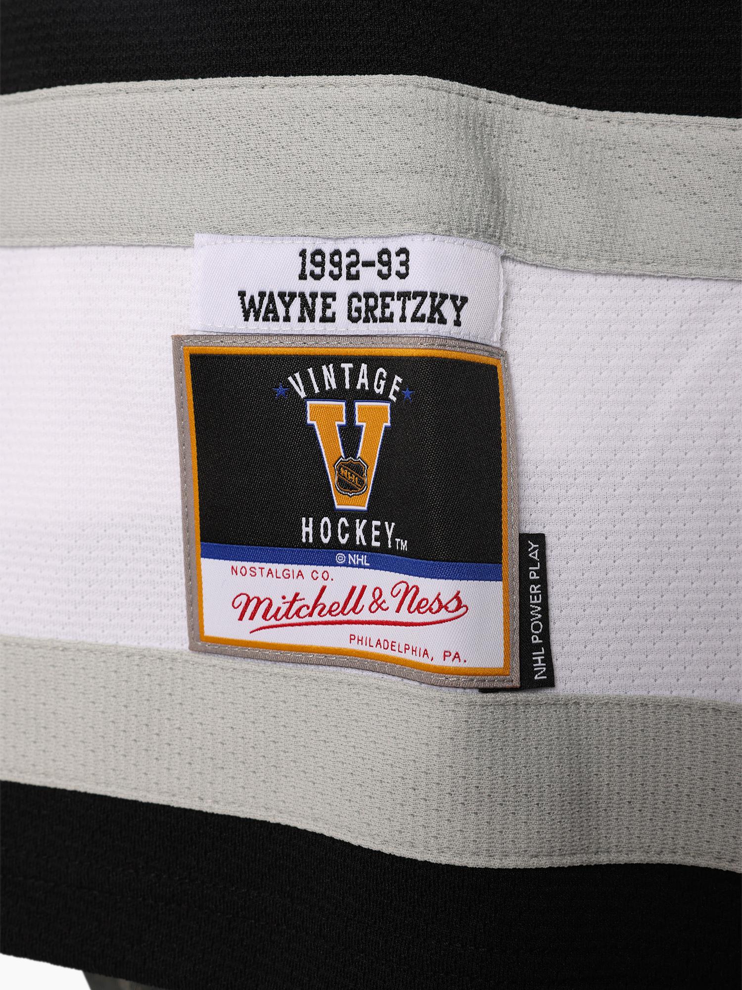 Wayne Gretzky 1992-93 Los Angeles Kings Hockey Jersey - Image 6