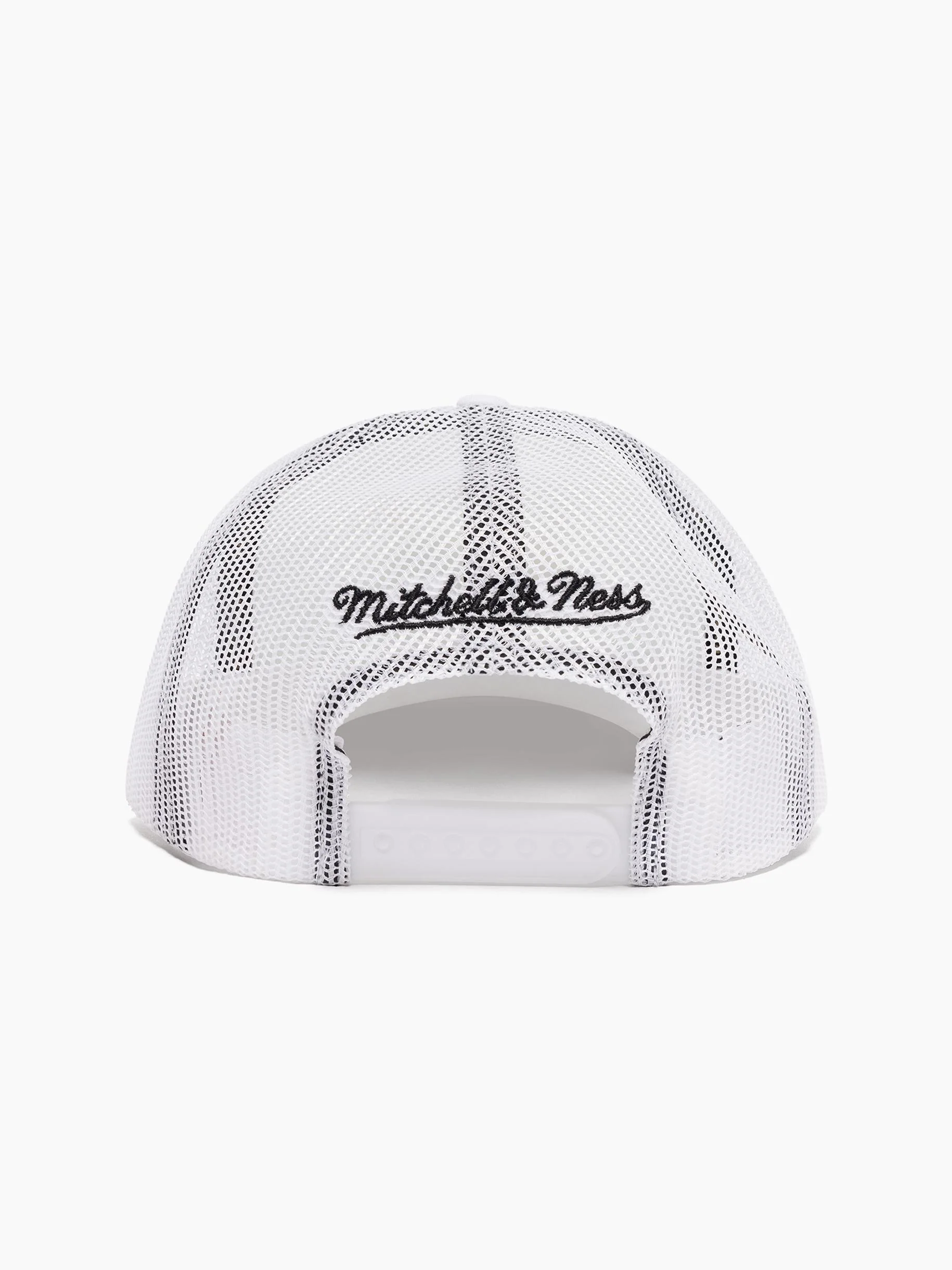 Chicago Bulls Champions Trucker - Image 5