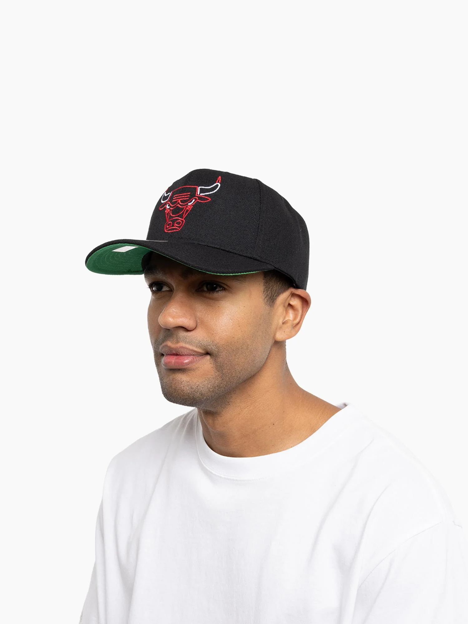 Chicago Bulls Neon Logo Pro Crown Snapback - Image 2