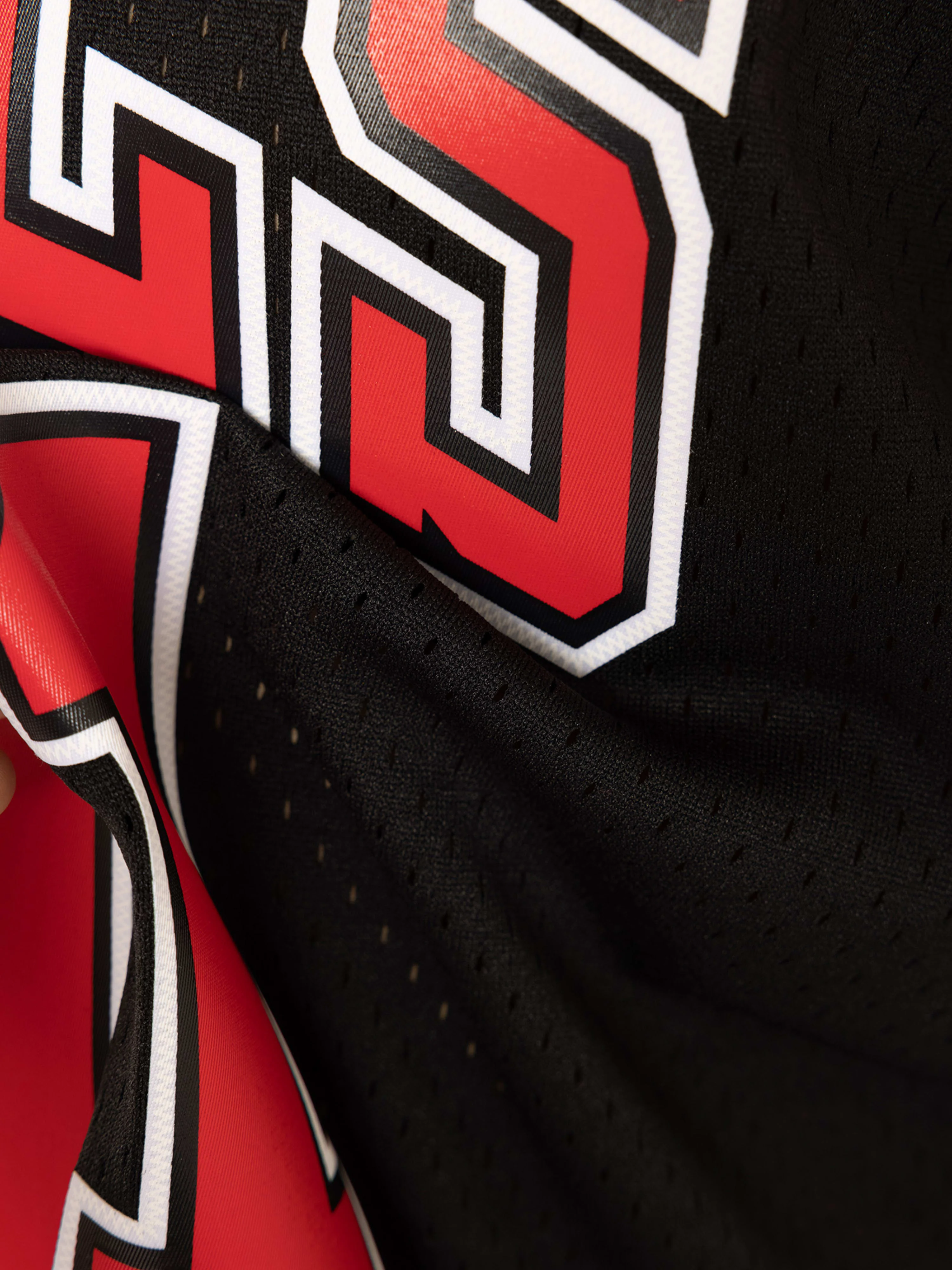 Dennis Rodman 1997-98 Chicago Bulls Road Swingman Jersey - Image 5