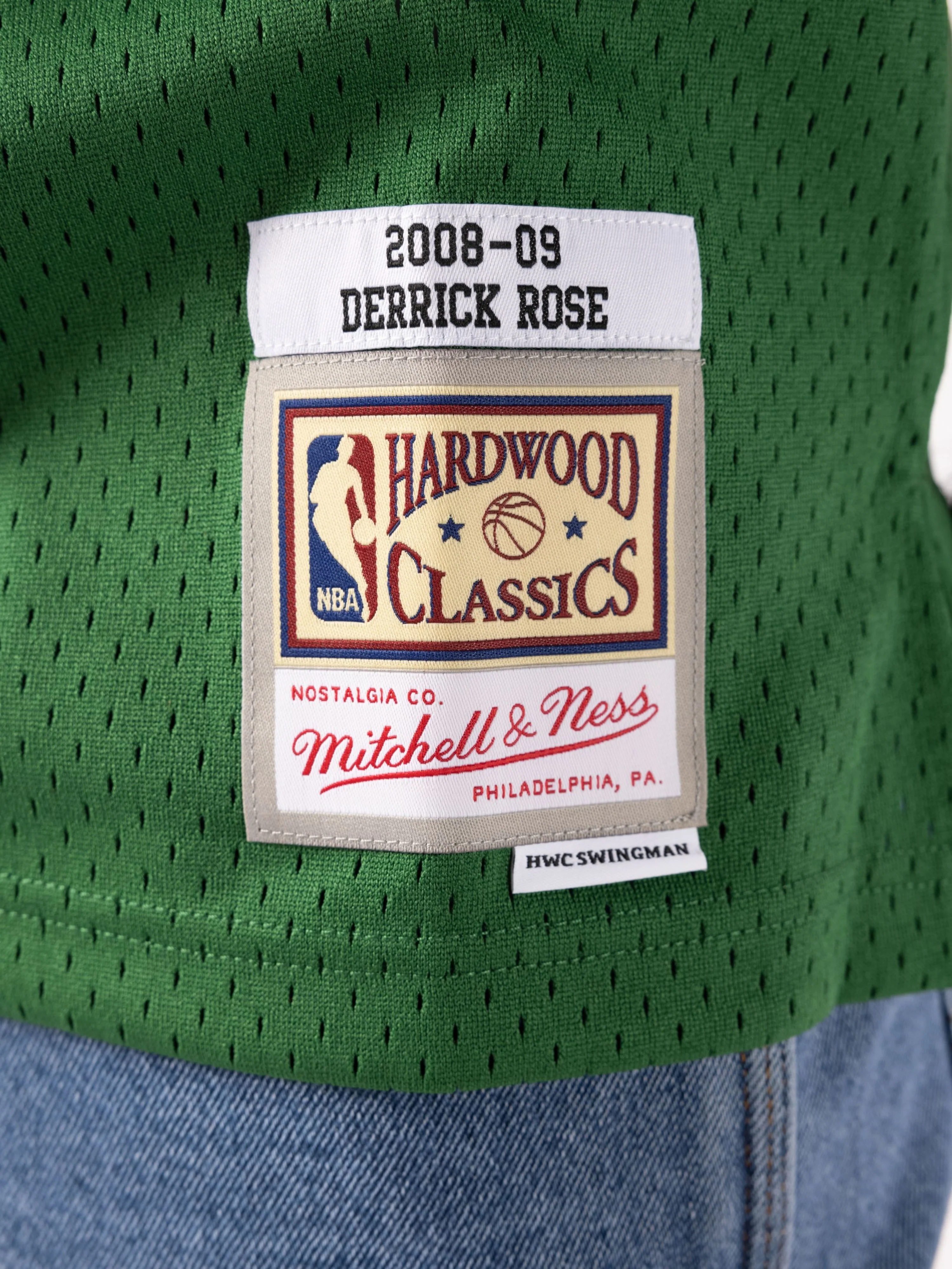 Derrick Rose 2008-09 Chicago Bulls Alternate Swingman Jersey - Image 4
