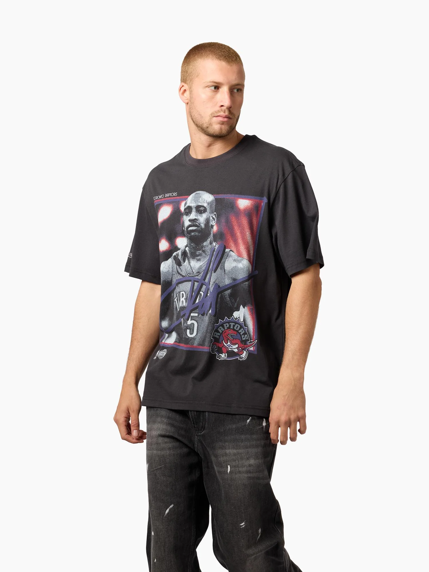 Vince Carter Toronto Raptors Freeze Frame Tee - Image 3