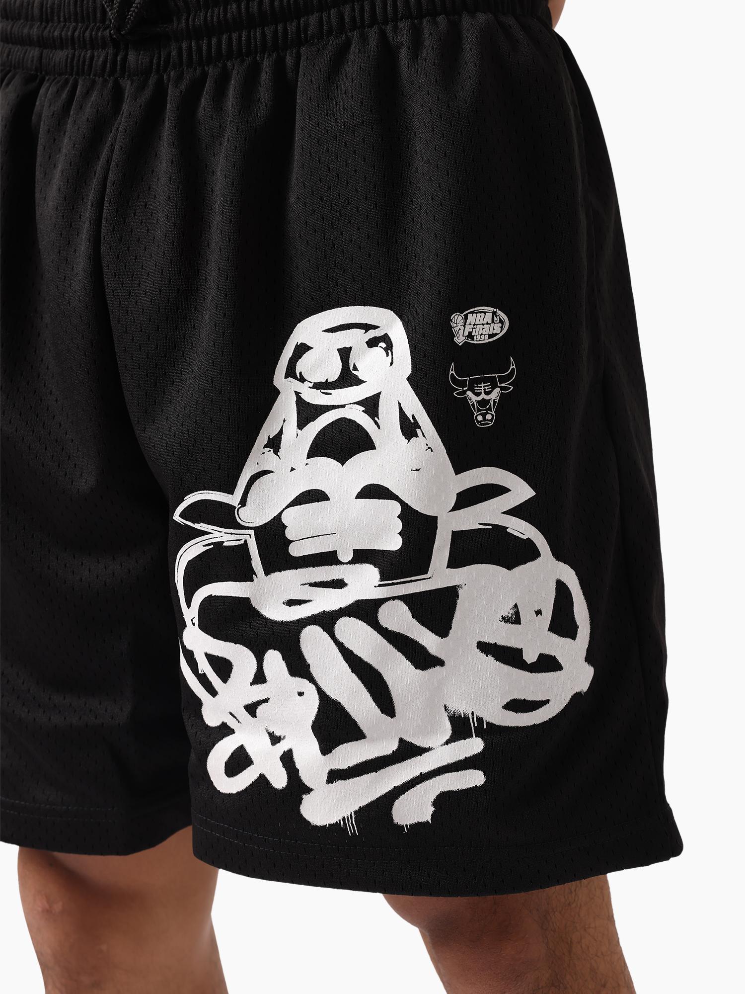 Chicago Bulls Graffiti Tag Shorts - Image 2