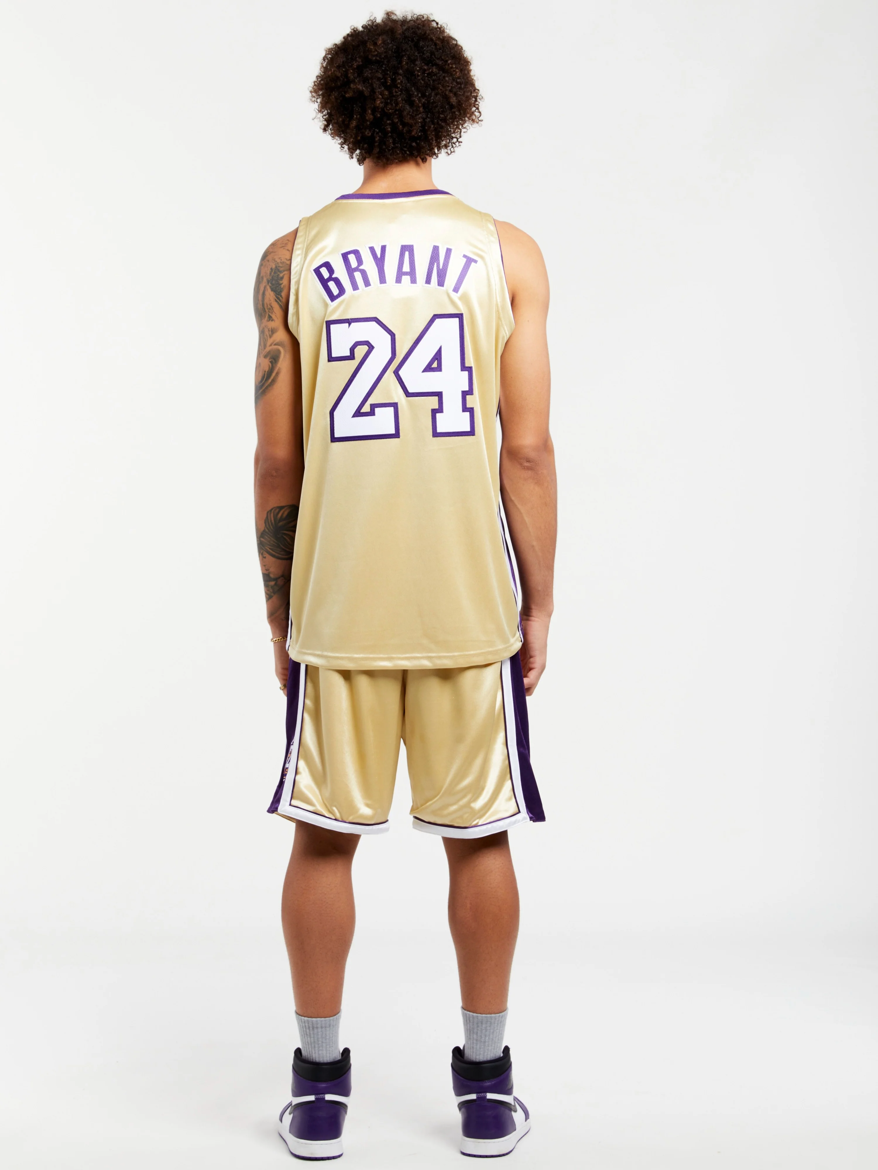 Kobe Bryant 1996-2016 L.A Lakers Hall of Fame Authentic Jersey - Image 2