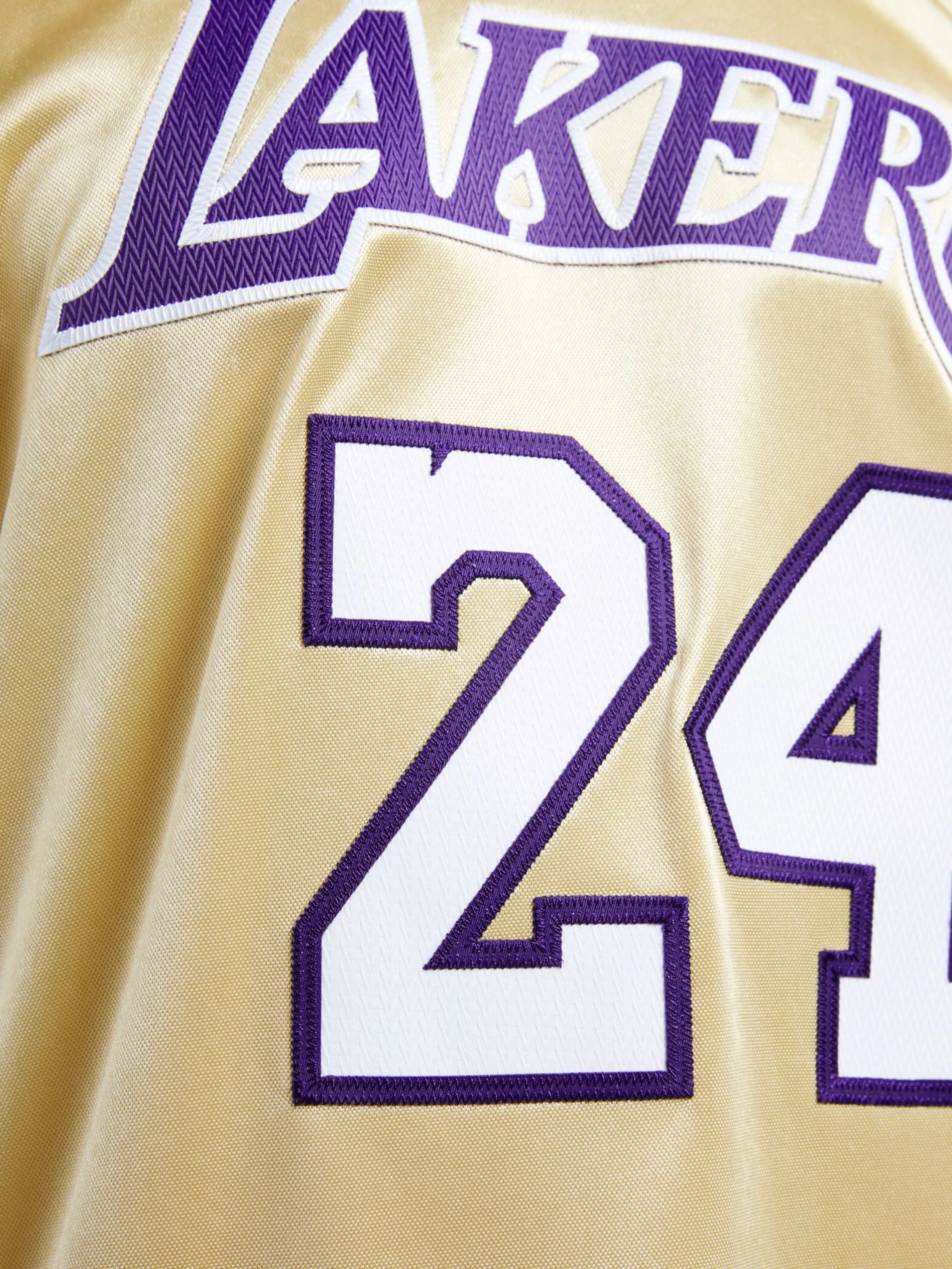 Kobe Bryant 1996-2016 L.A Lakers Hall of Fame Authentic Jersey - Image 5