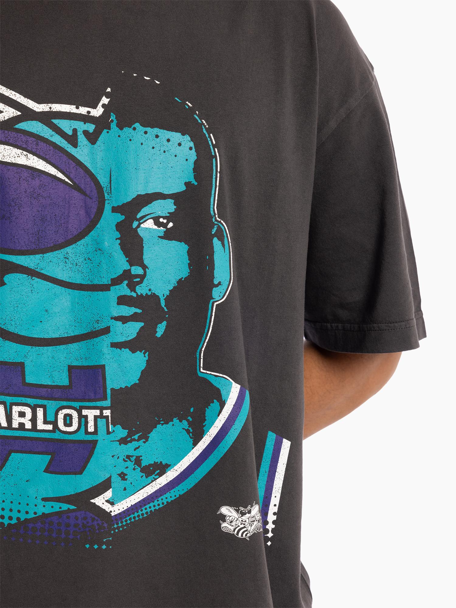 Larry Johnson Charlotte Hornets Face Off Tee - Image 4