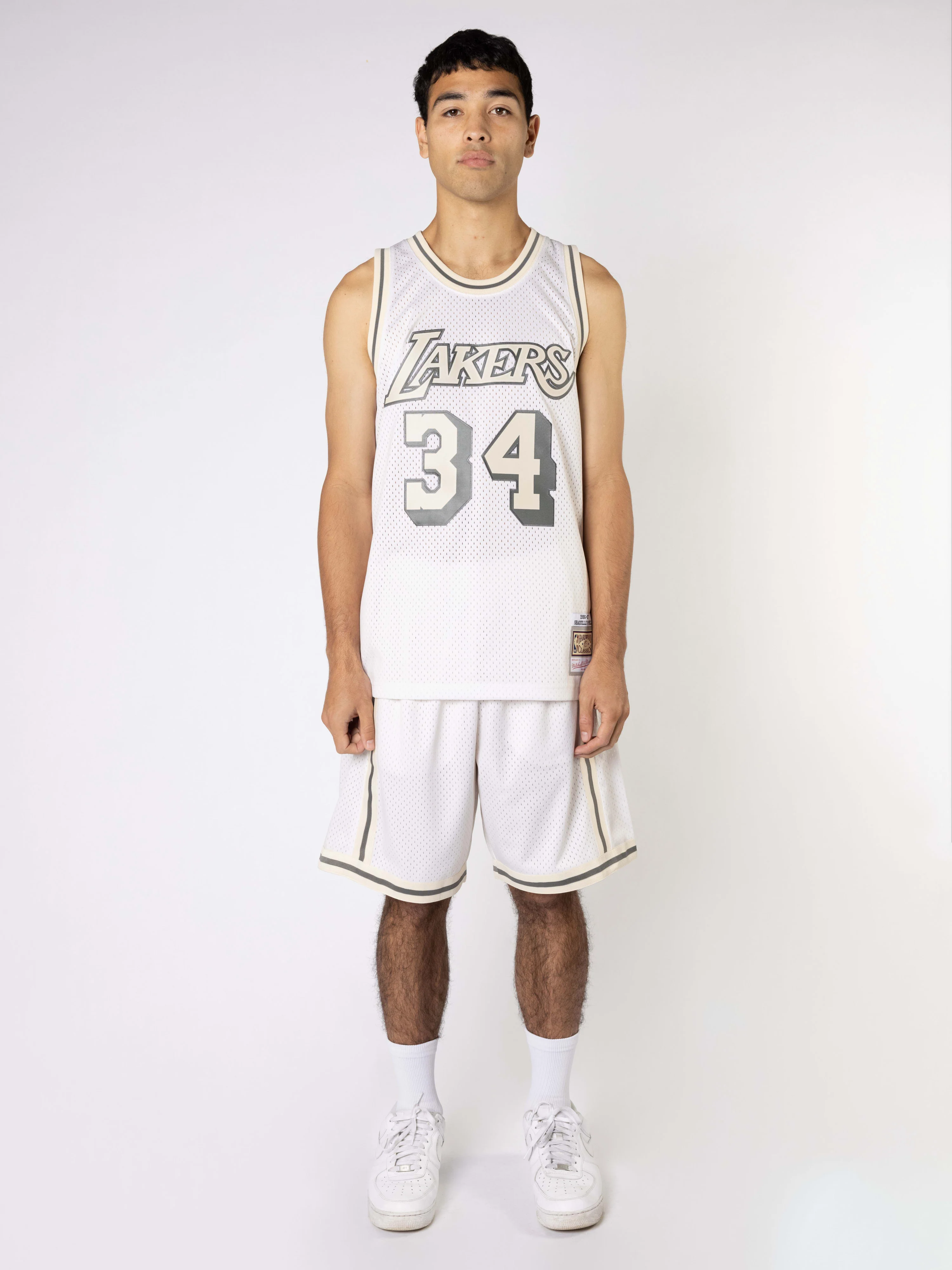 Los Angeles Lakers Unbleached Swingman Shorts - Image 3