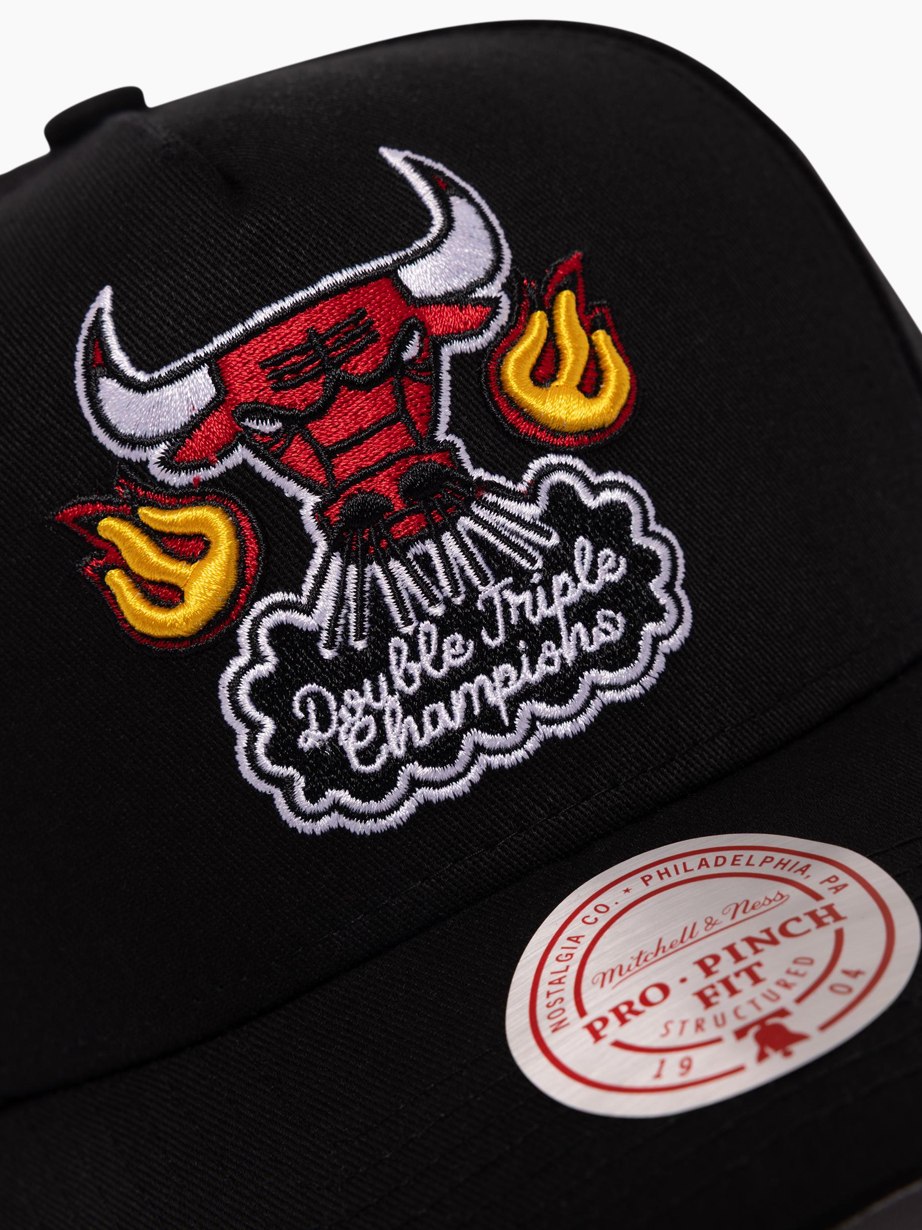 Chicago Bulls On Fire Pro Pinch Snapback - Image 6