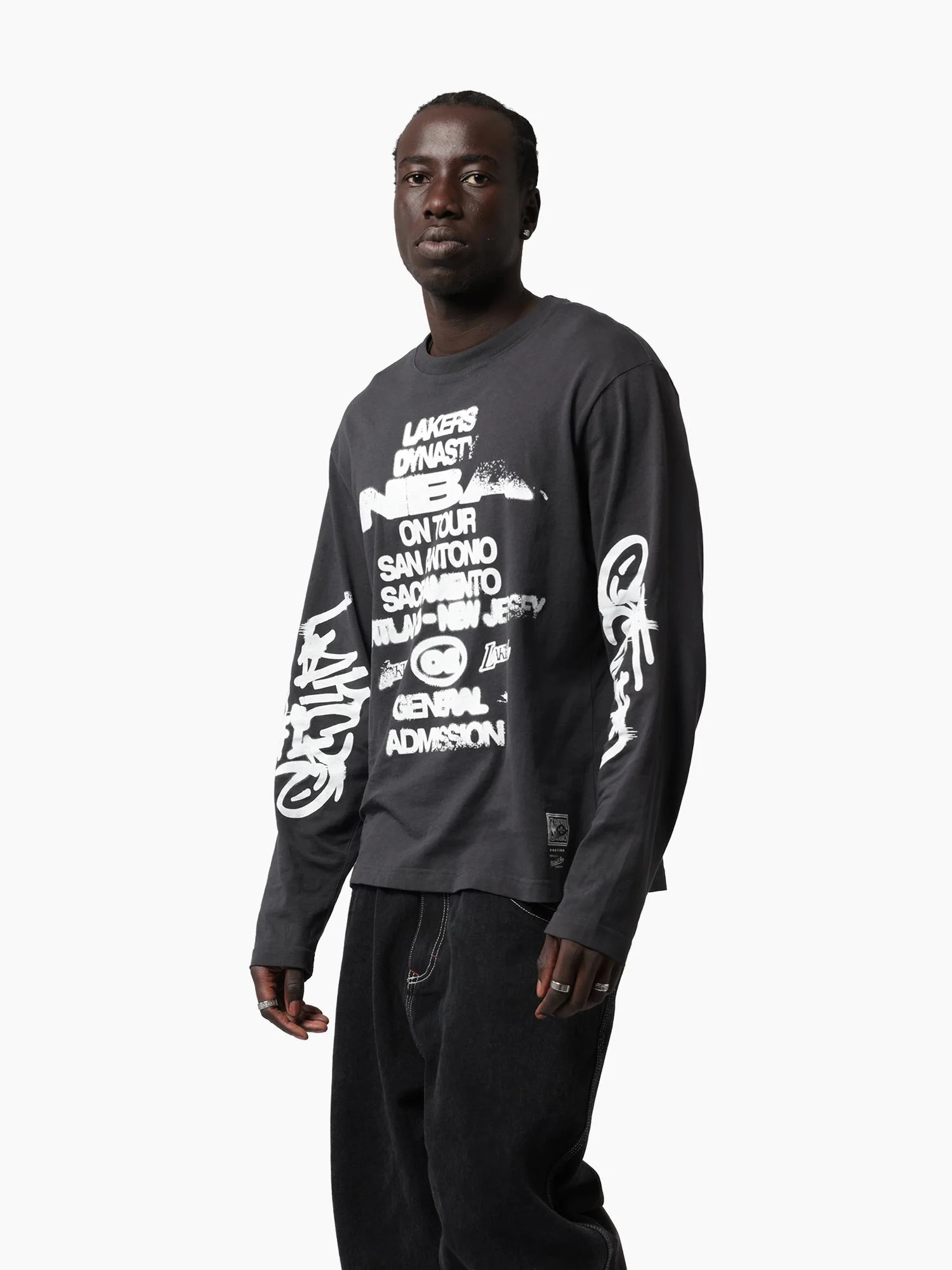 L.A Lakers On Tour Longsleeve Tee - Image 3