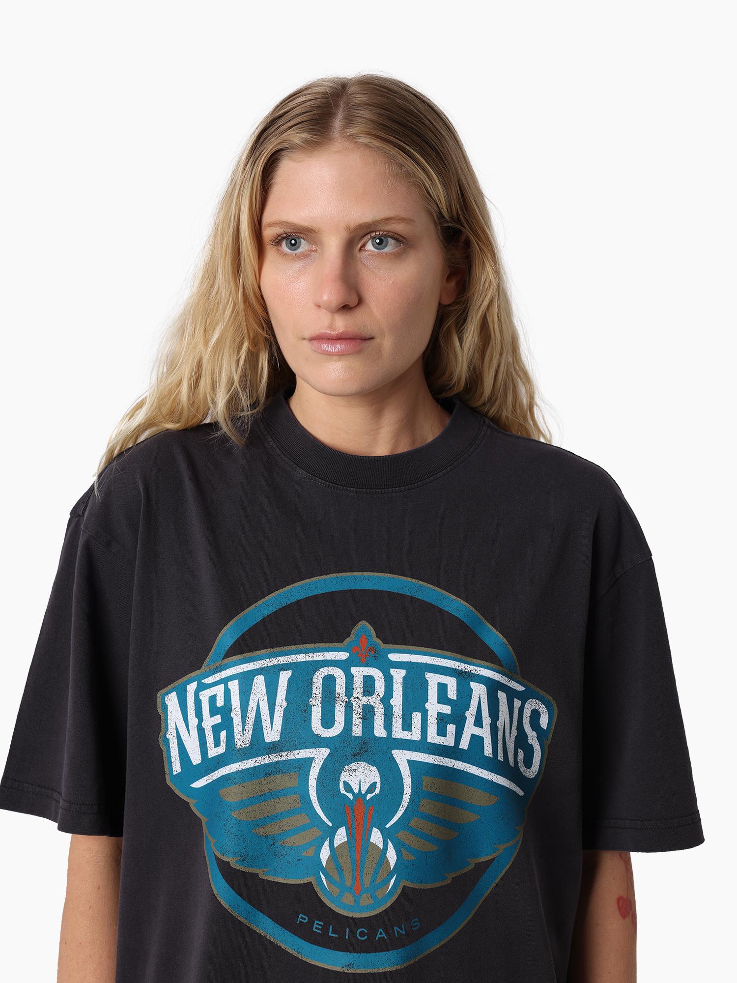 New Orleans Pelicans Vintage Tee - Image 2