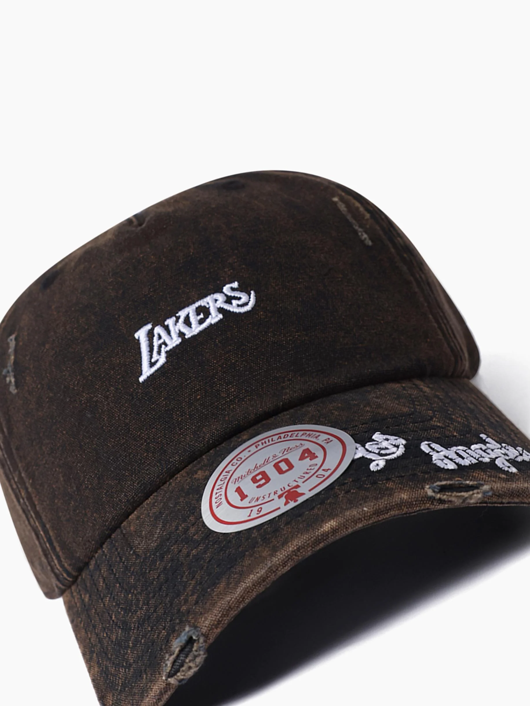 L.A Lakers Pinch Dad Hat - Image 2