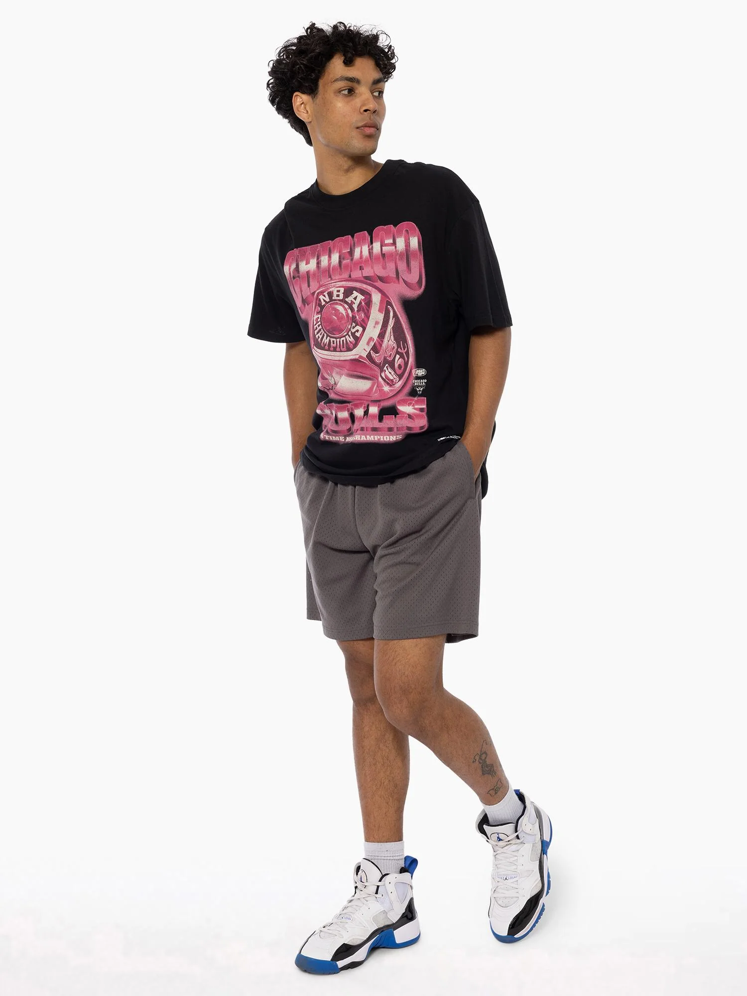 Chicago Bulls Ring Tee - Image 3