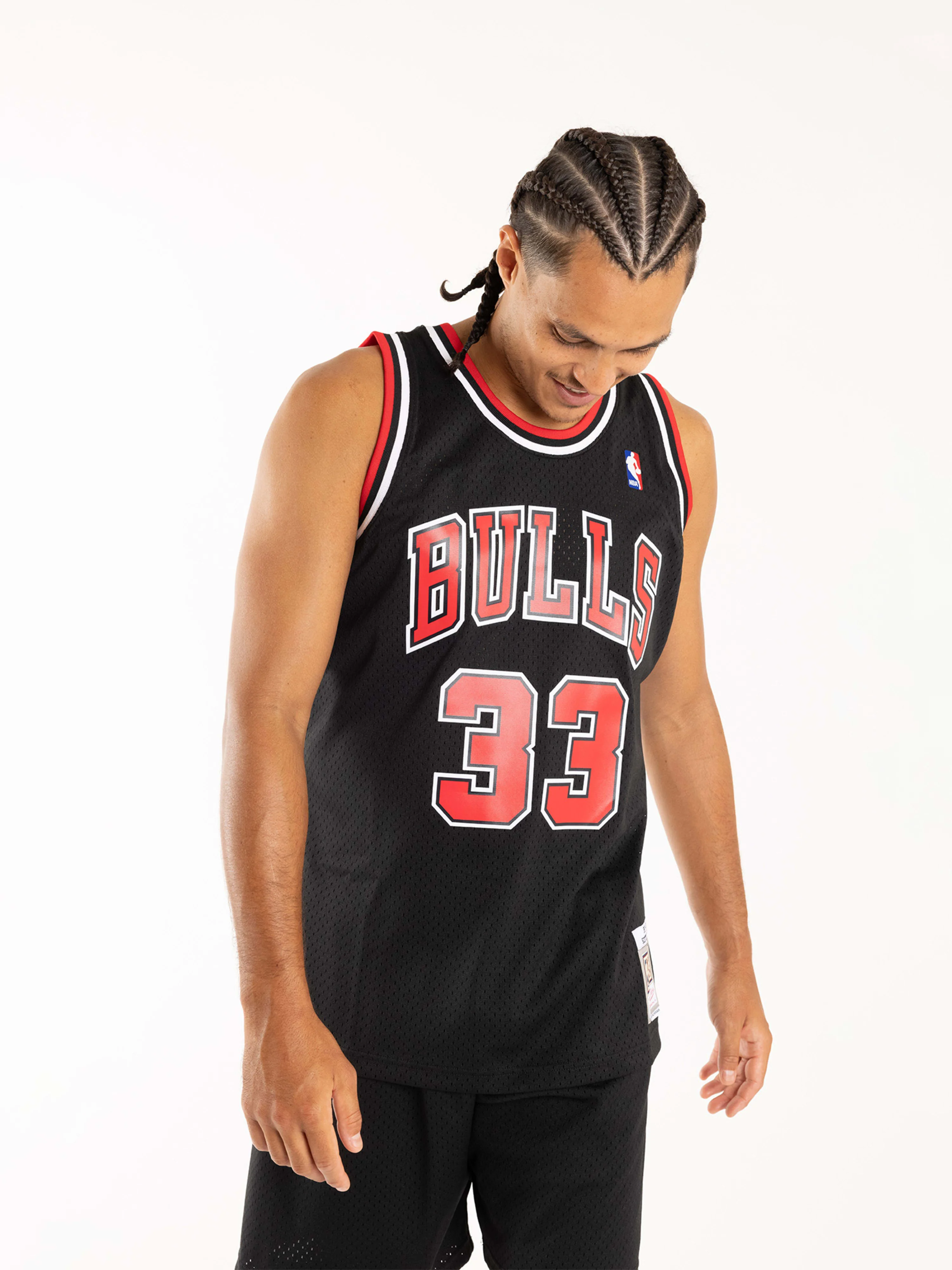 Scottie Pippen 1997-98 Chicago Bulls Alternate Swingman Jersey - Image 3