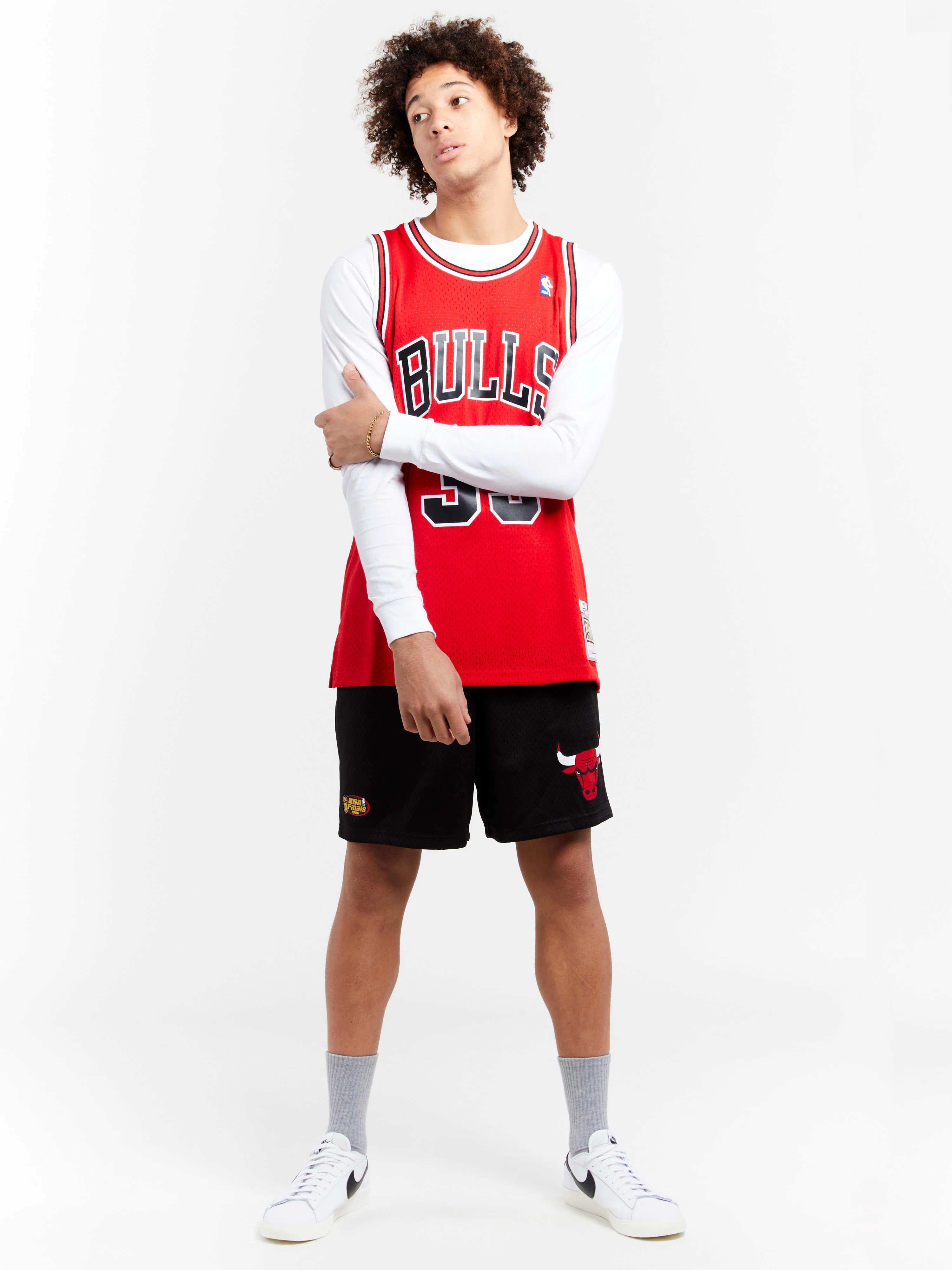 Scottie Pippen 1997-98 Chicago Bulls Road Swingman Jersey - Image 3