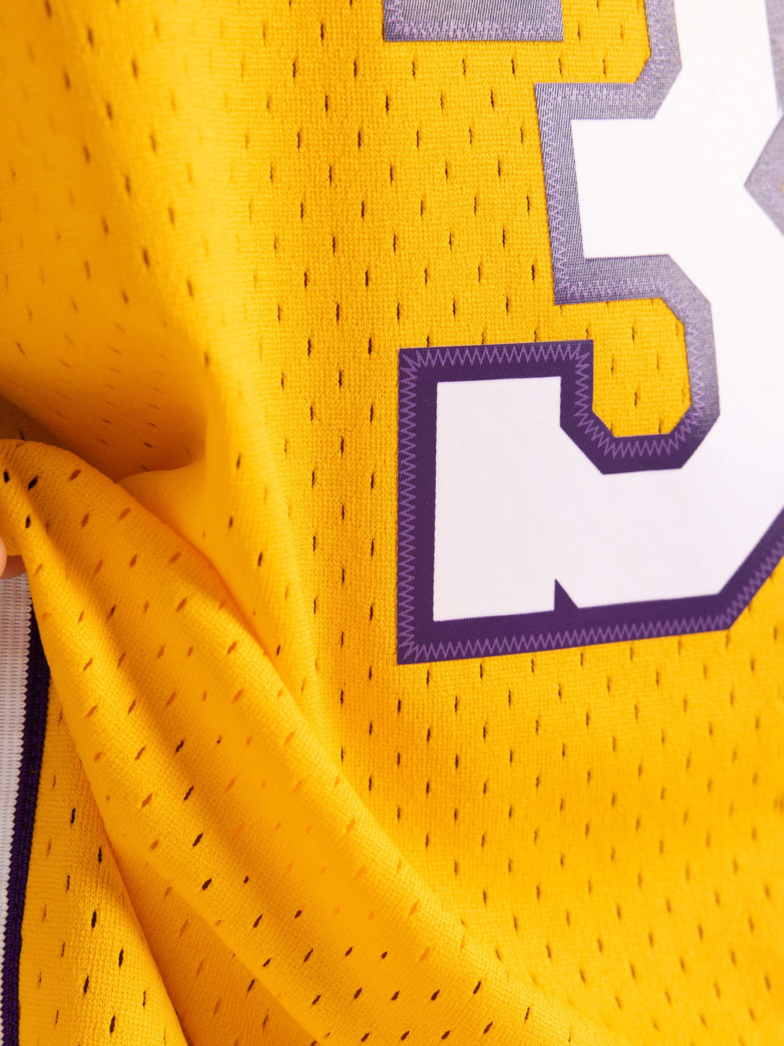 Shaquille O'Neal 1999-00 L.A Lakers Home Swingman Jersey - Image 5