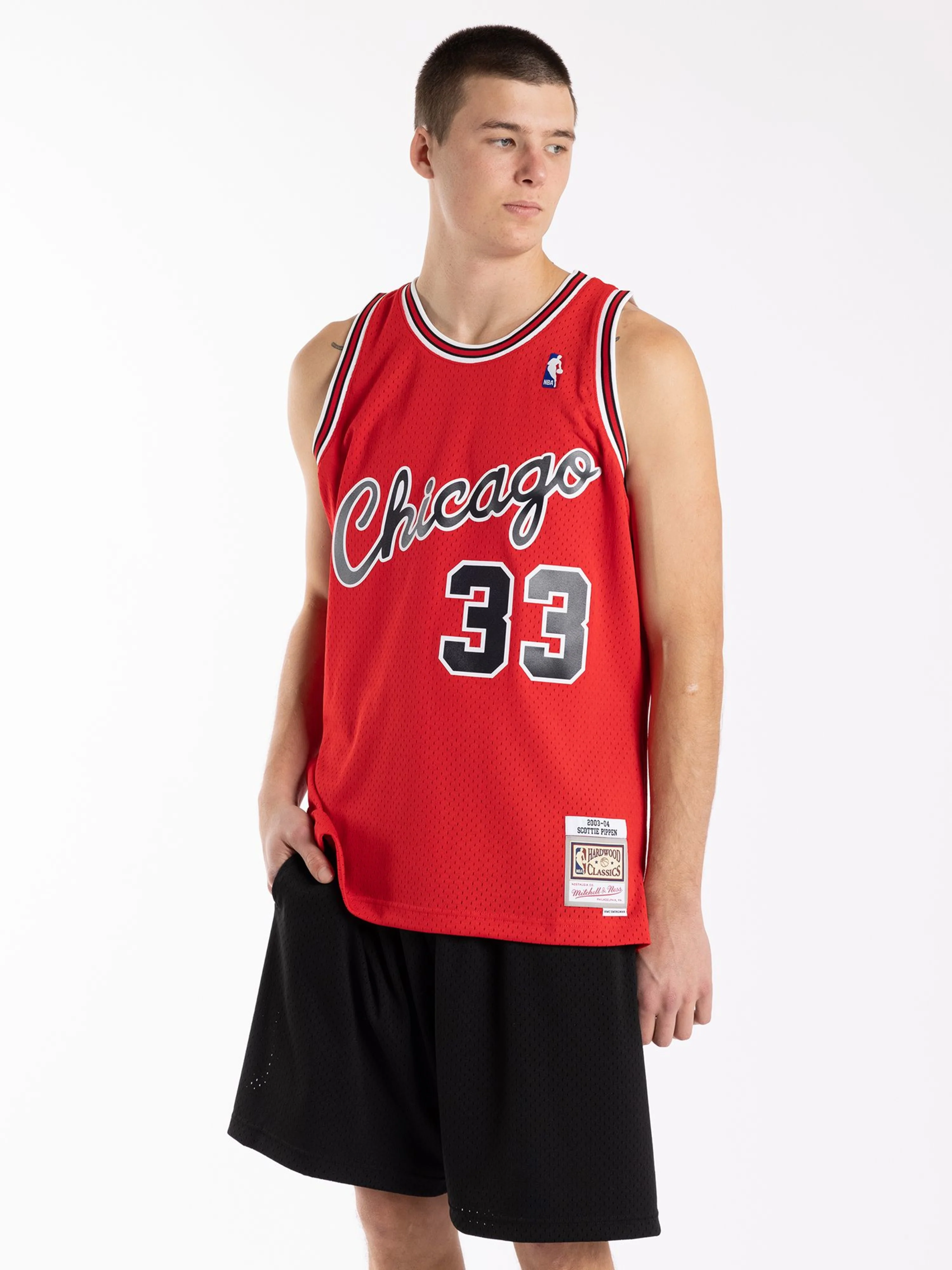 Scottie Pippen 2003-04 Chicago Bulls Home Swingman Jersey - Image 3