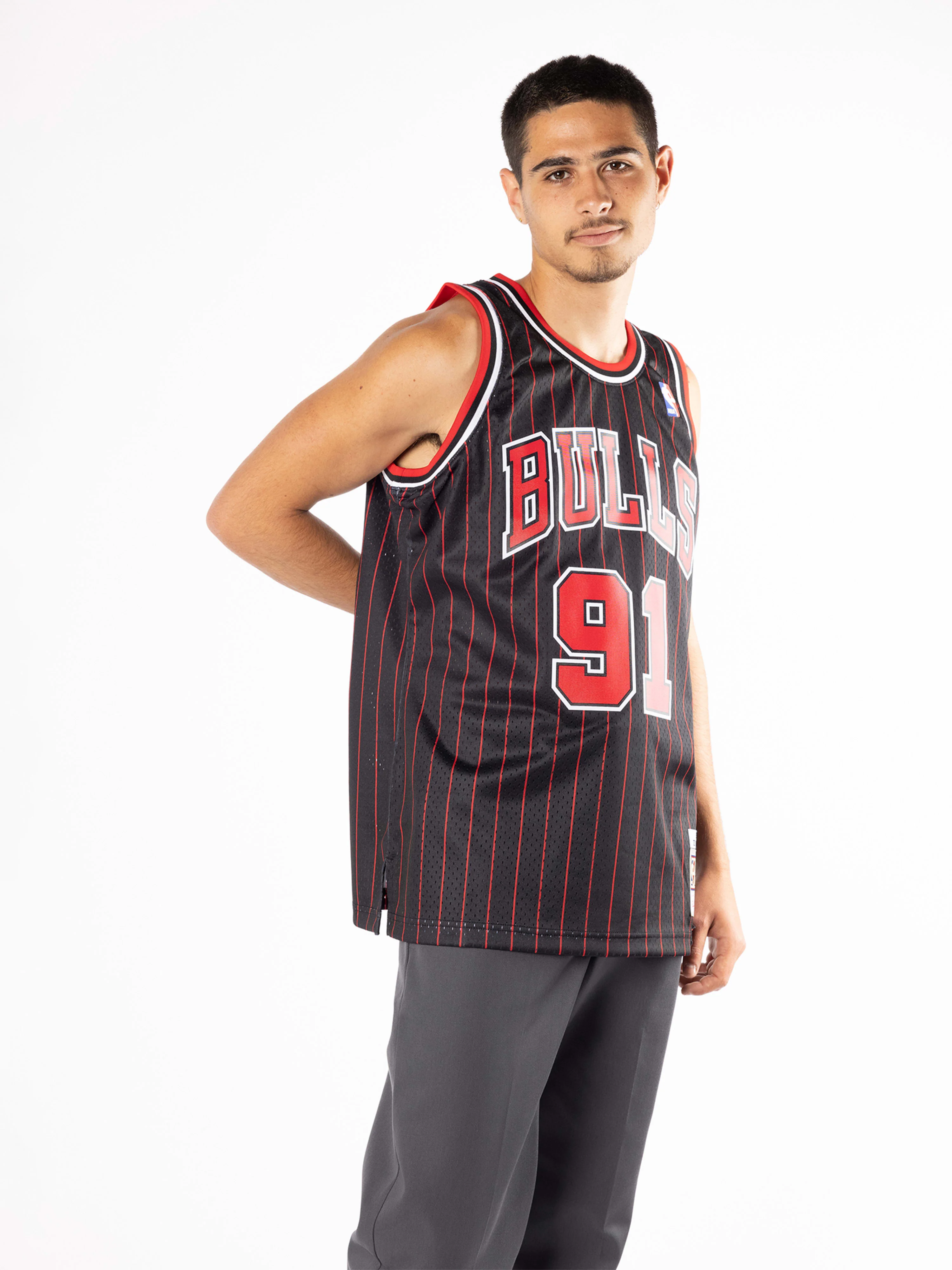 Dennis Rodman 1995-96 Chicago Bulls Alternative Swingman Jersey - Image 3