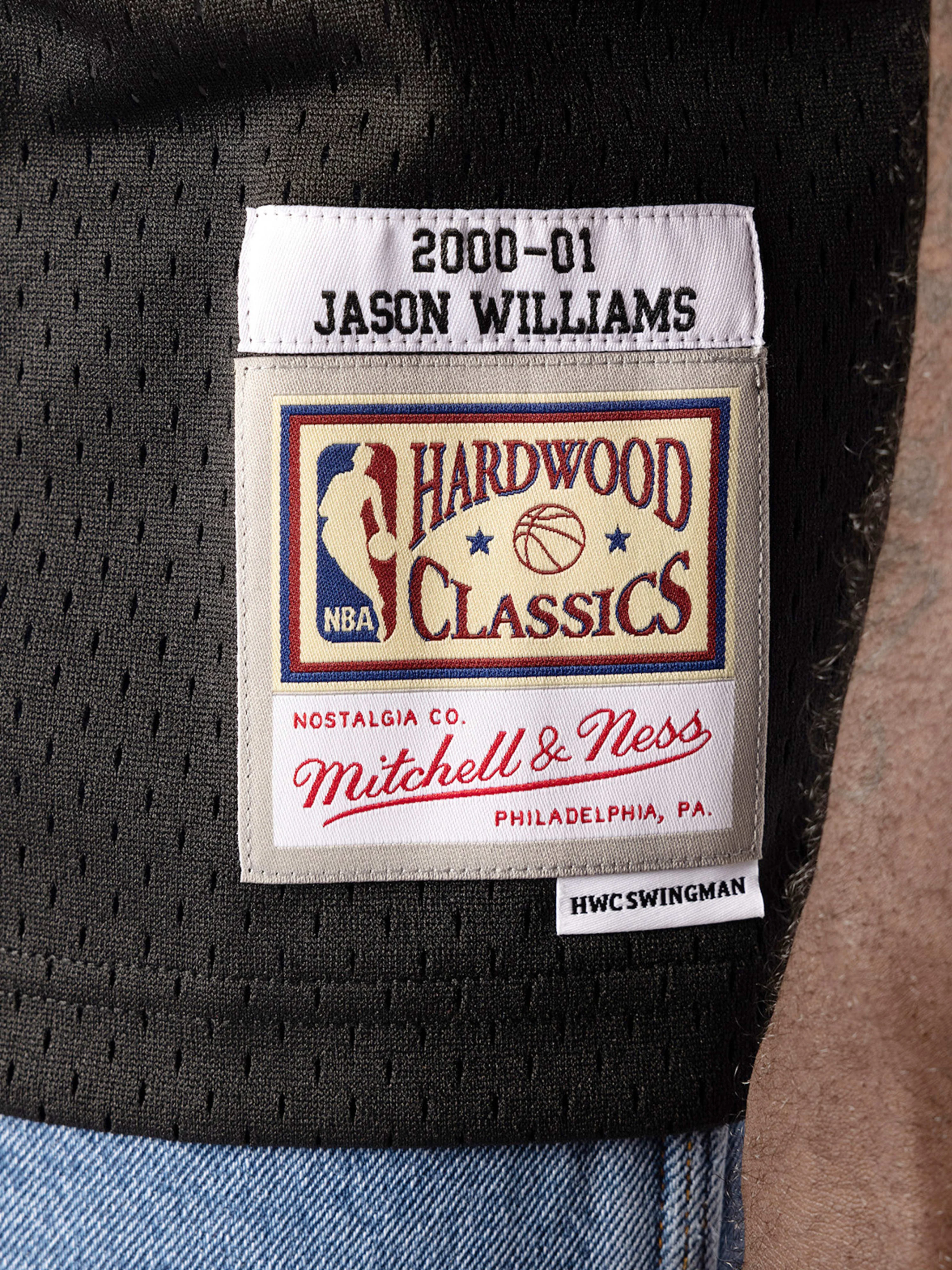 Jason Williams 2000-01 Sacramento Kings Road Swingman Jersey - Image 4