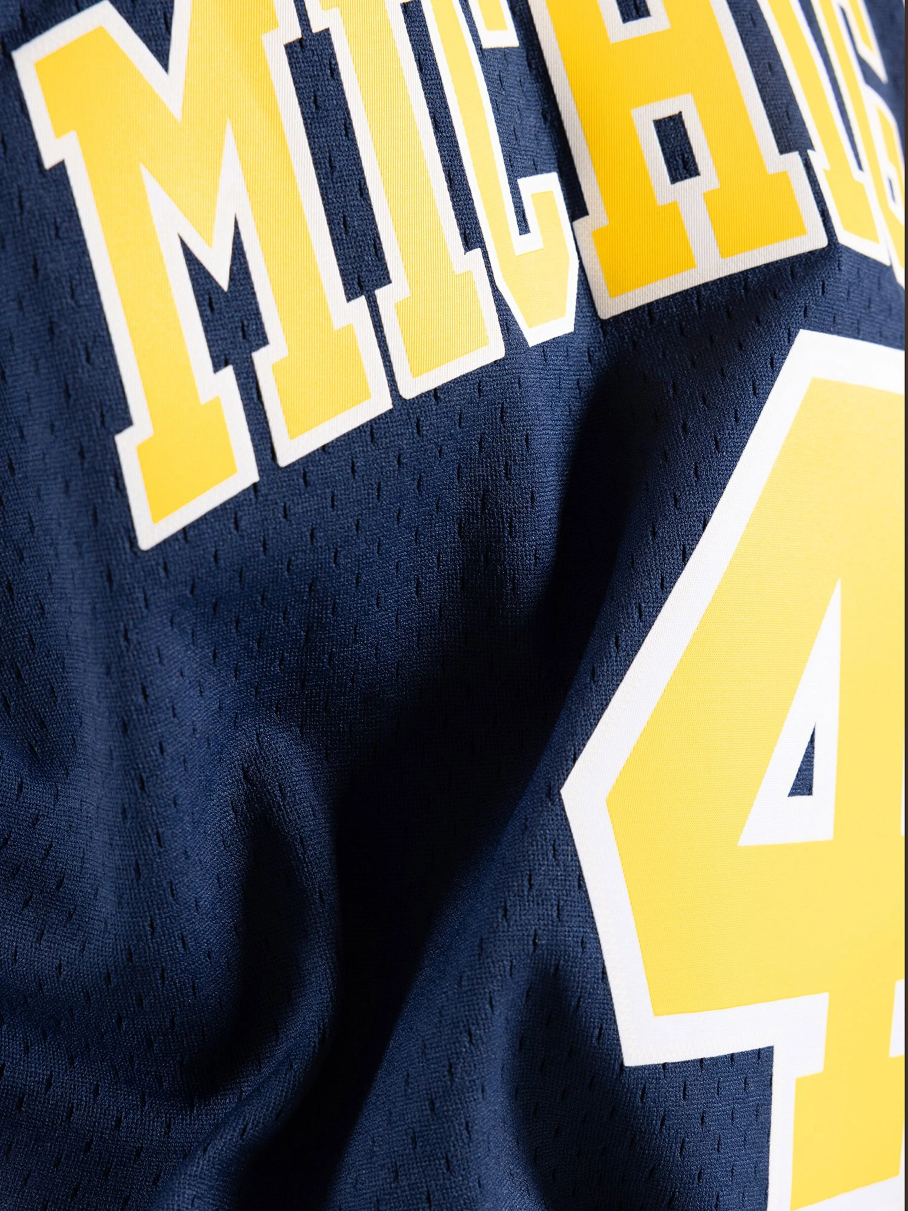 Chris Webber 1991-92 University of Michigan Home Swingman Jersey - Image 5