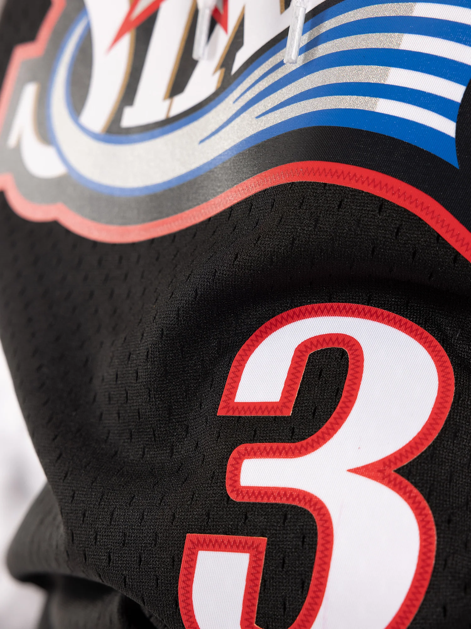 Allen Iverson 1997-98 Philadelphia 76ers Road Swingman Jersey - Image 5