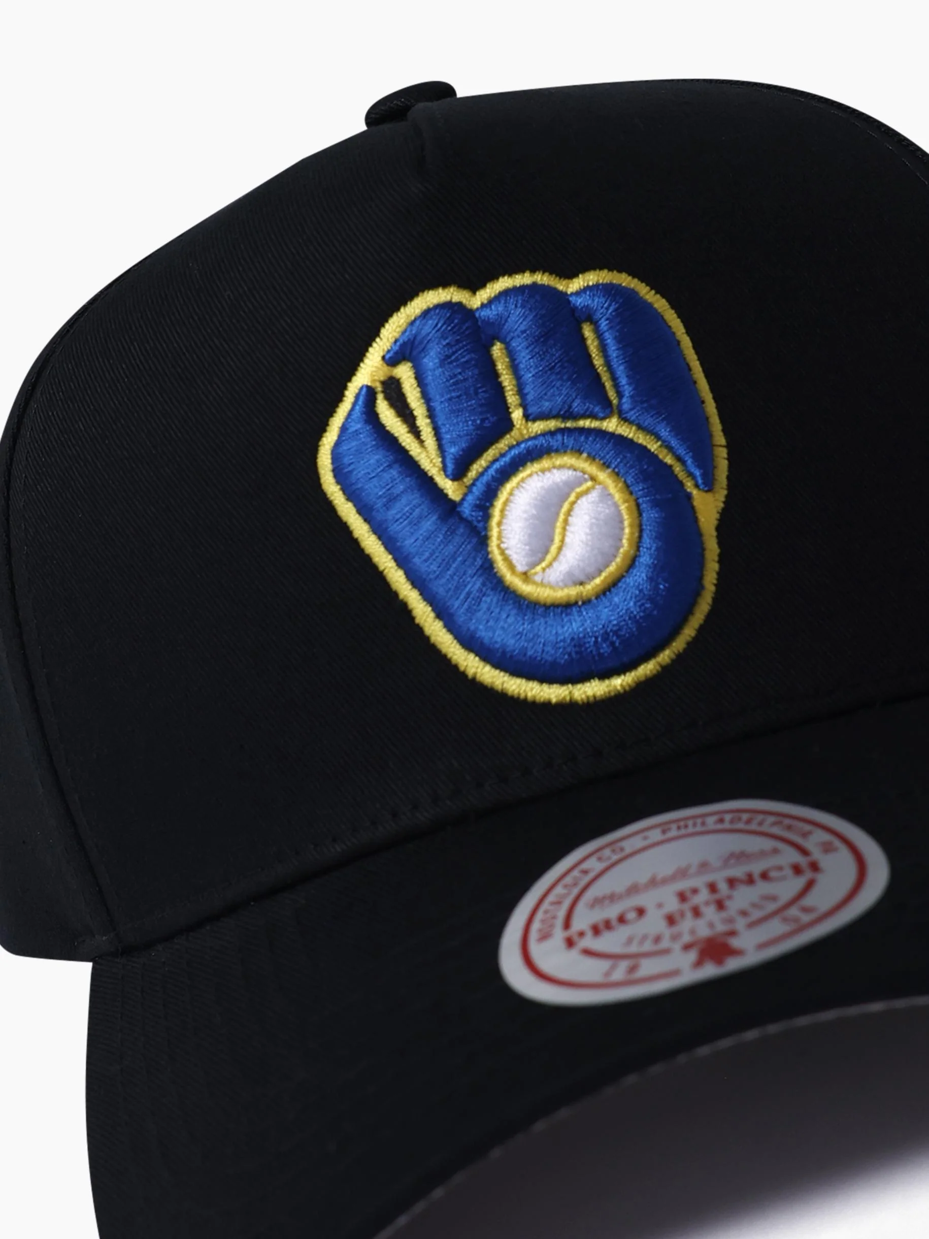 Milwaukee Brewers True Classics Pro Pinch Snapback - Image 2