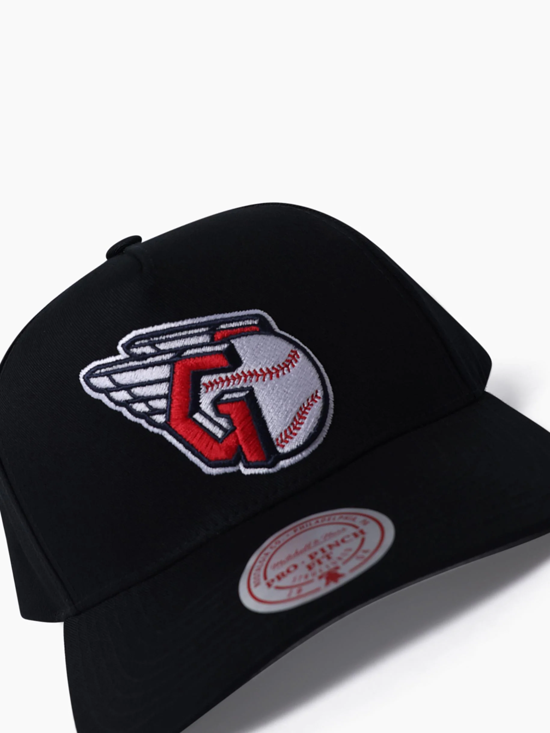 Cleveland Guardians True Classics Pro Pinch Snapback - Image 2