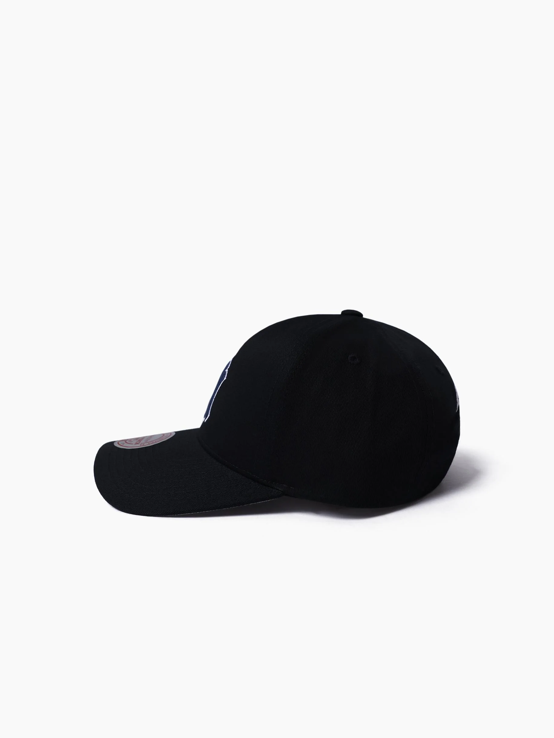 New York Yankees True Classics Pro Pinch Snapback - Image 3