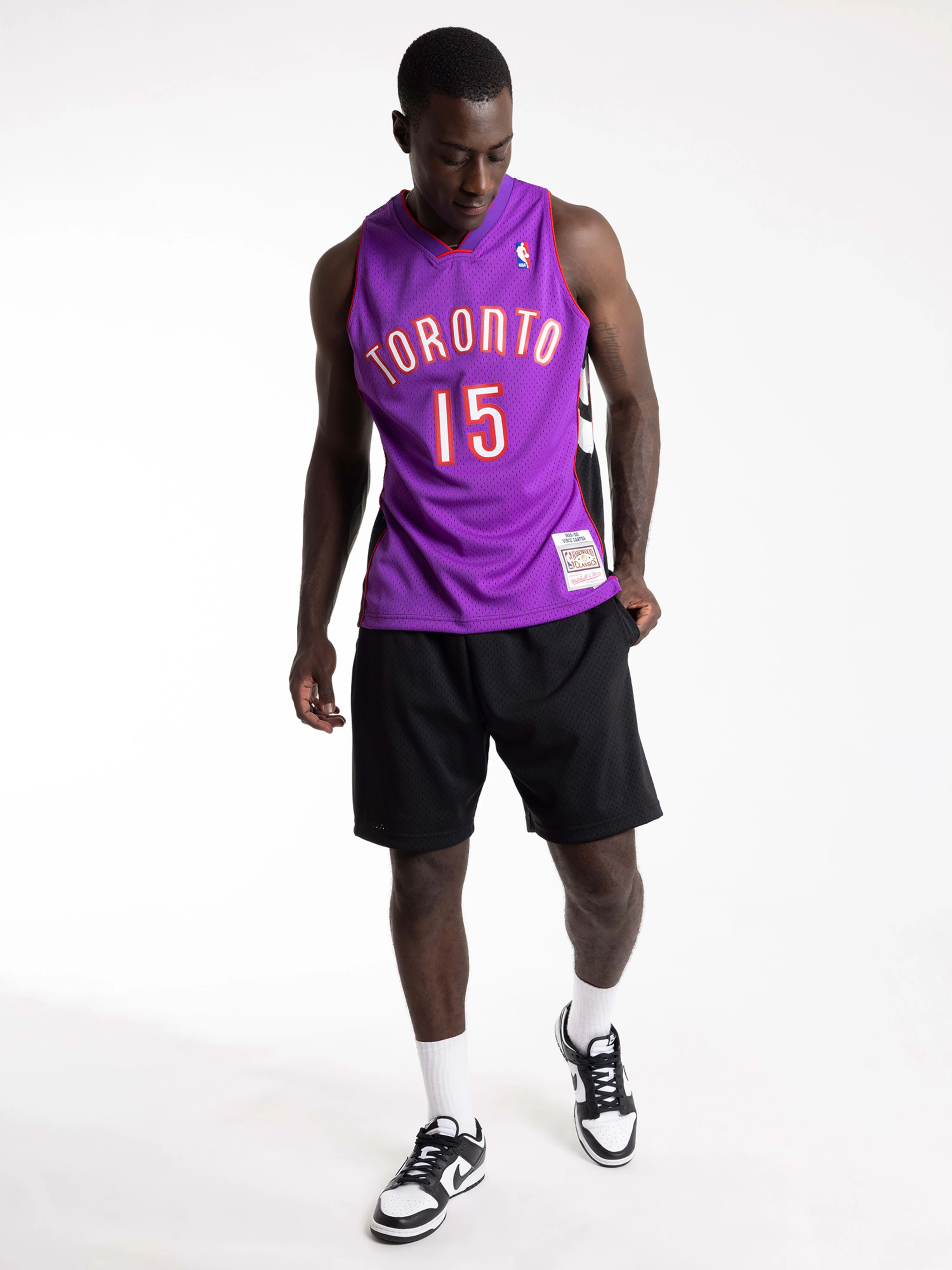 Vince Carter 1999-00 Toronto Raptors Home Swingman Jersey - Image 3