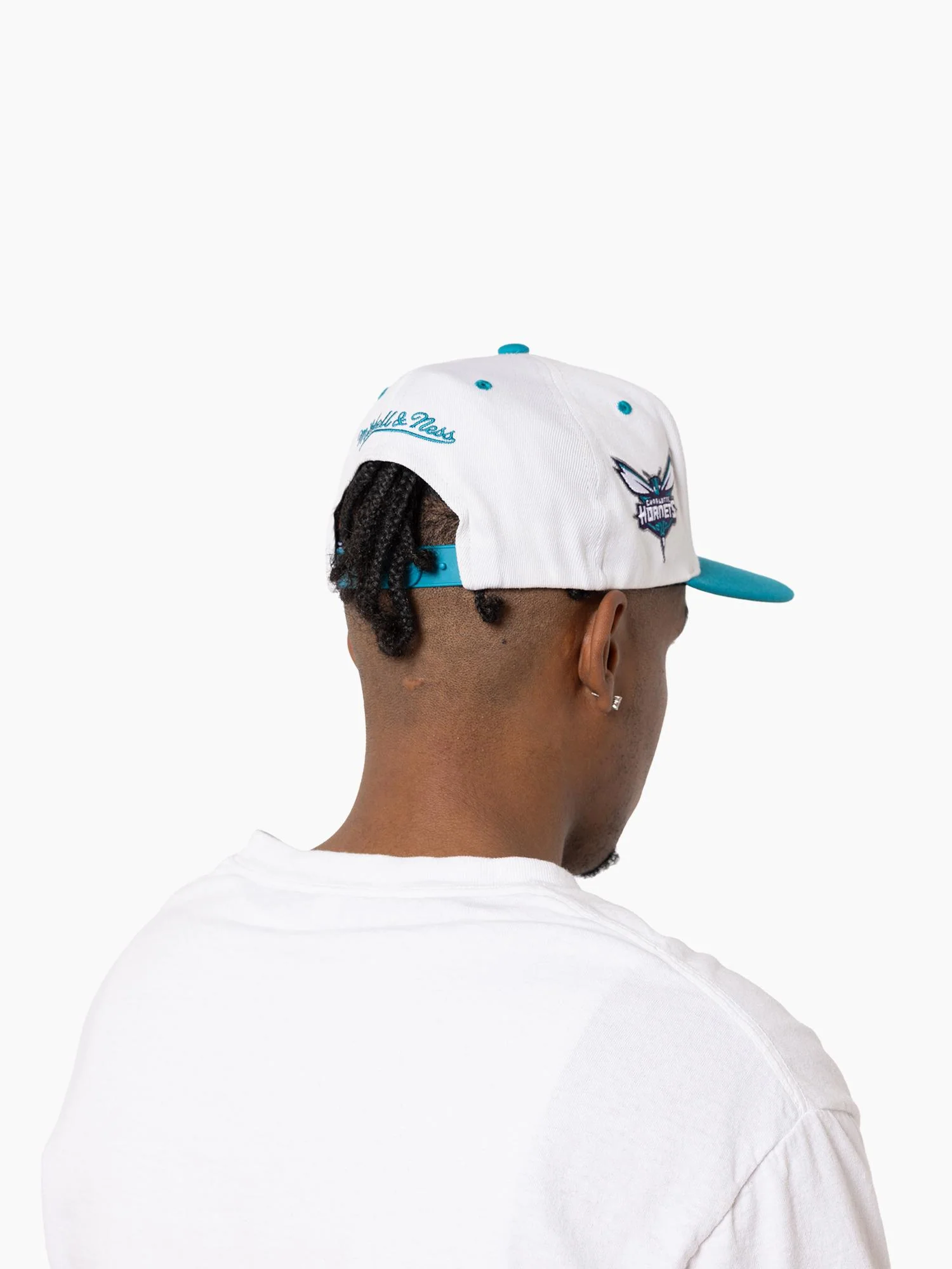 Charlotte Hornets Vintage Letter Classic Red Snapback - Image 3